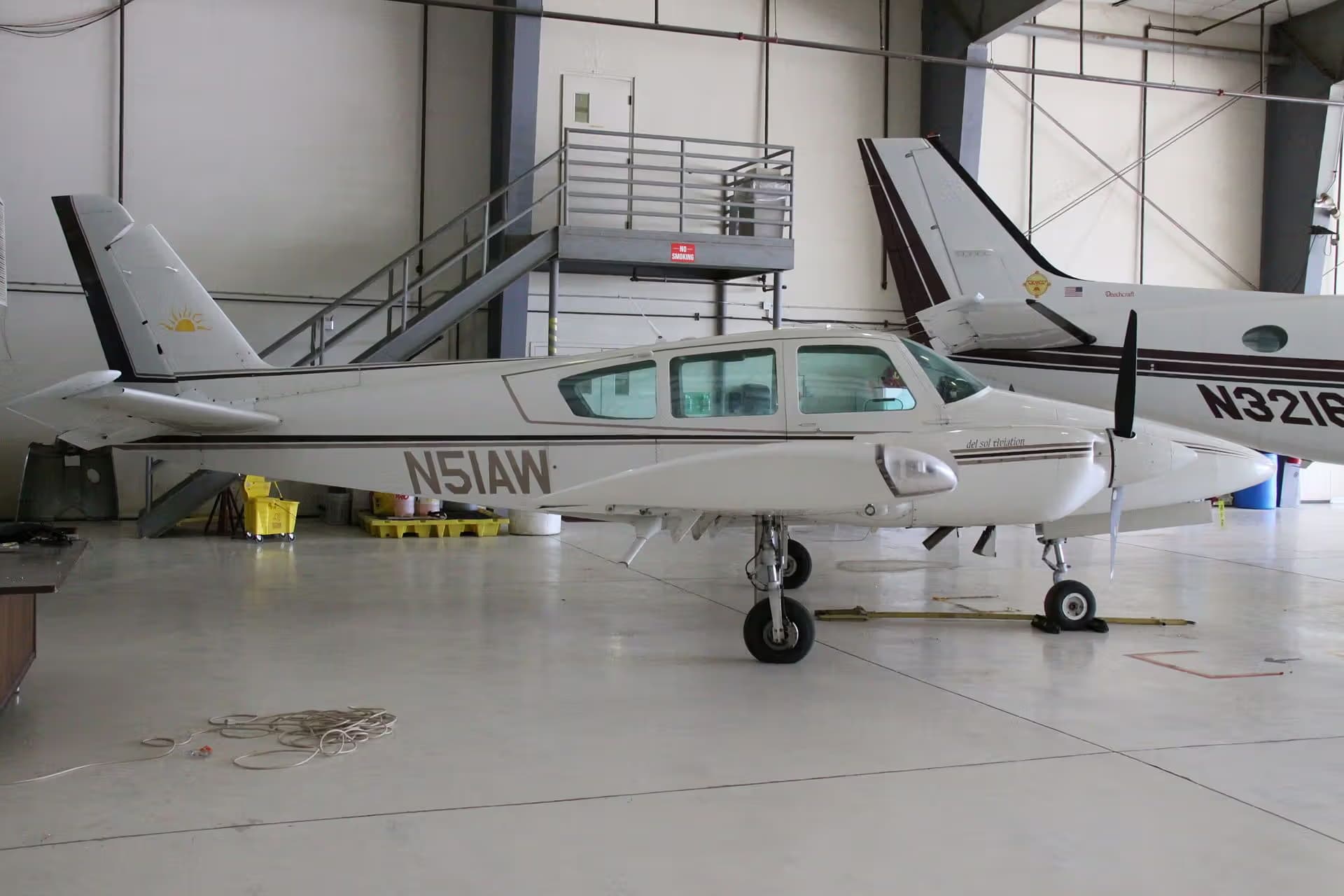 N51AW — Beechcraft