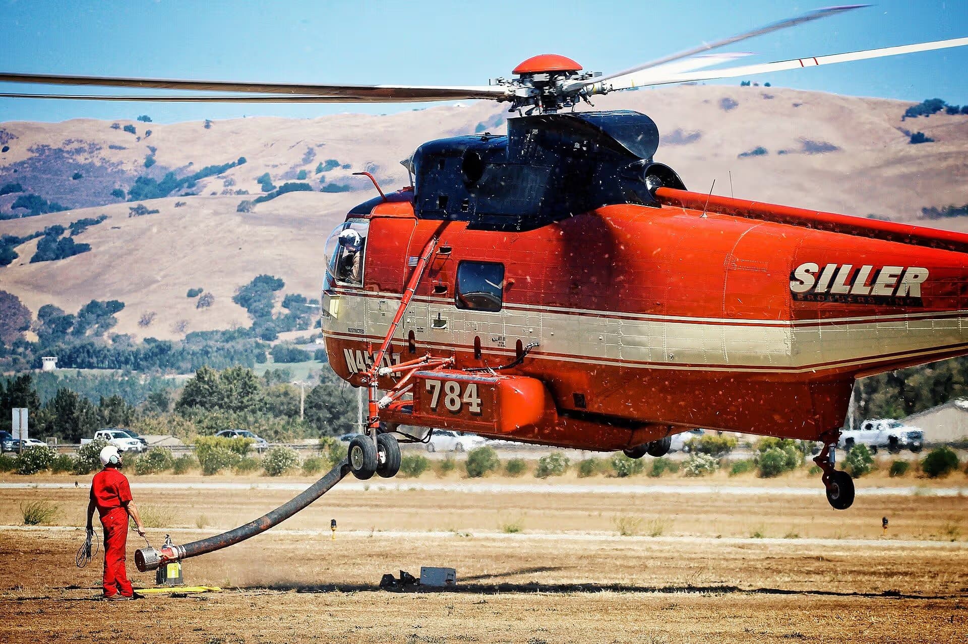 N45917 — Helicopter at San Martin Airport