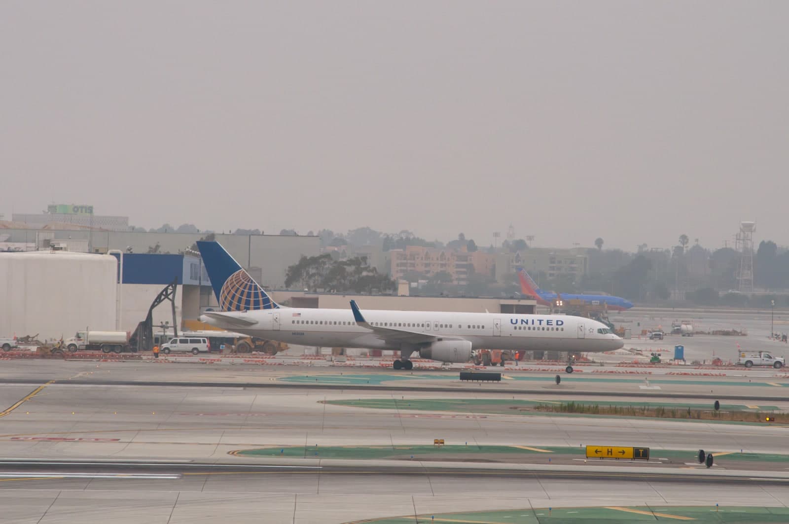 N13138 — Boeing