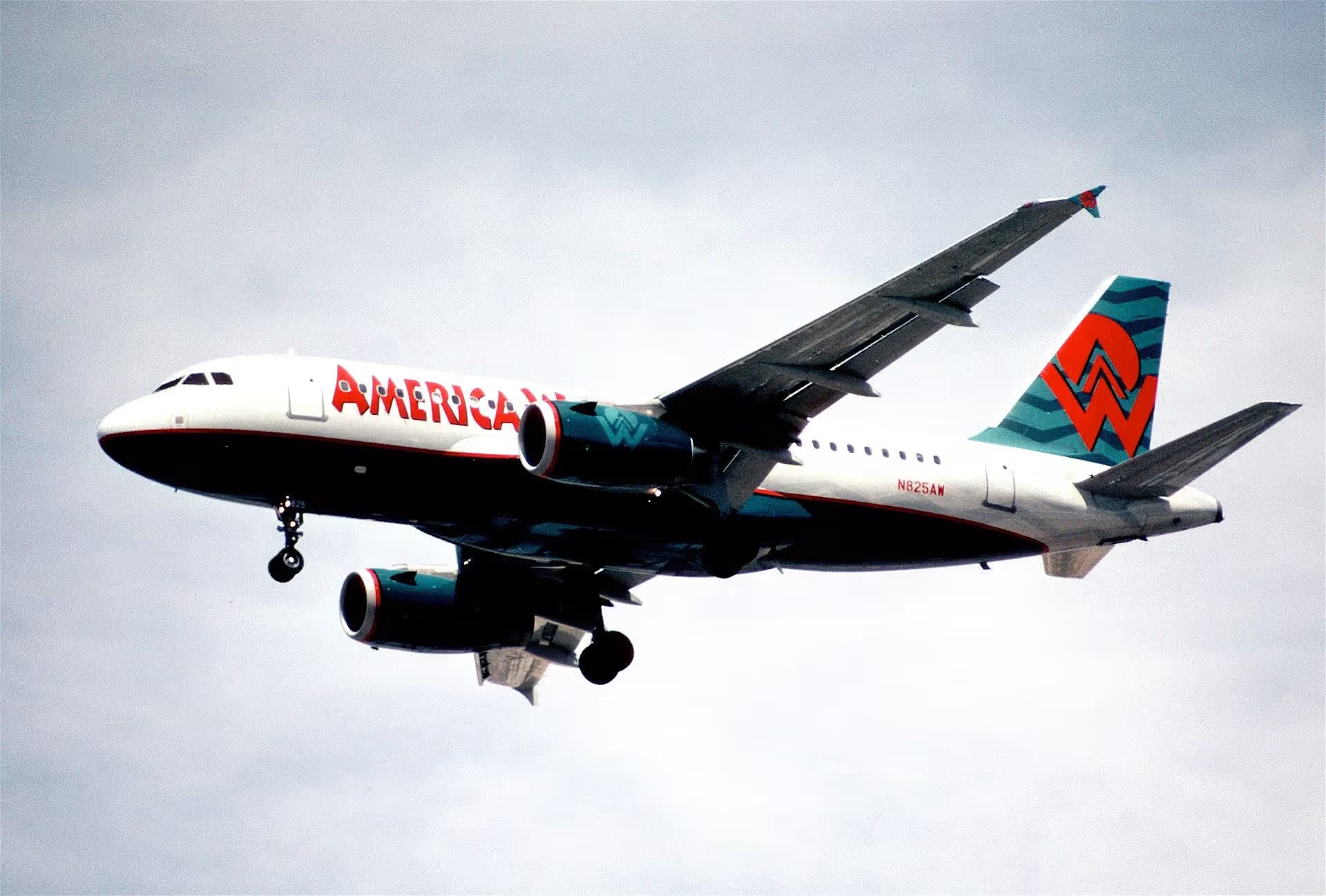 N825AW — Airbus