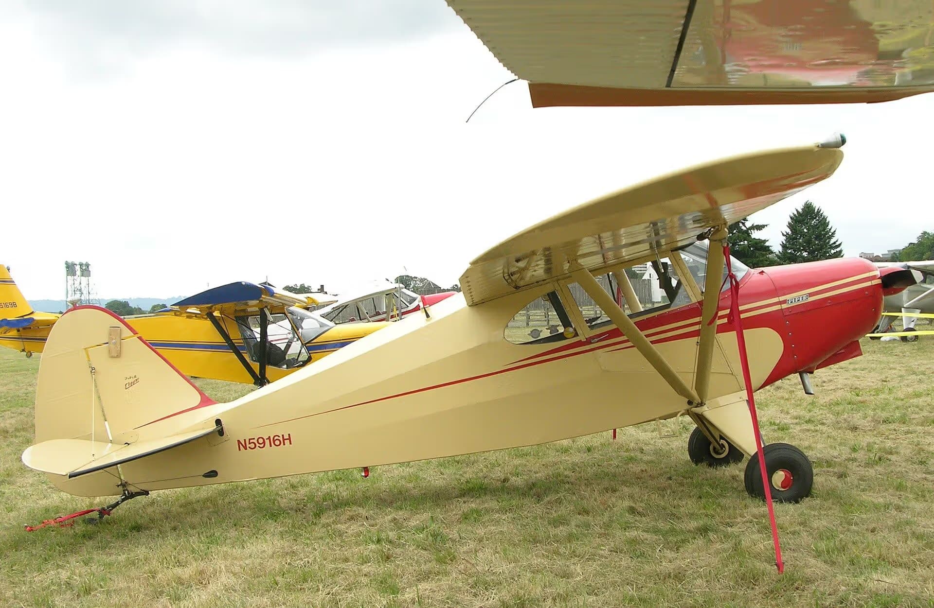 N5916H — Aircraft