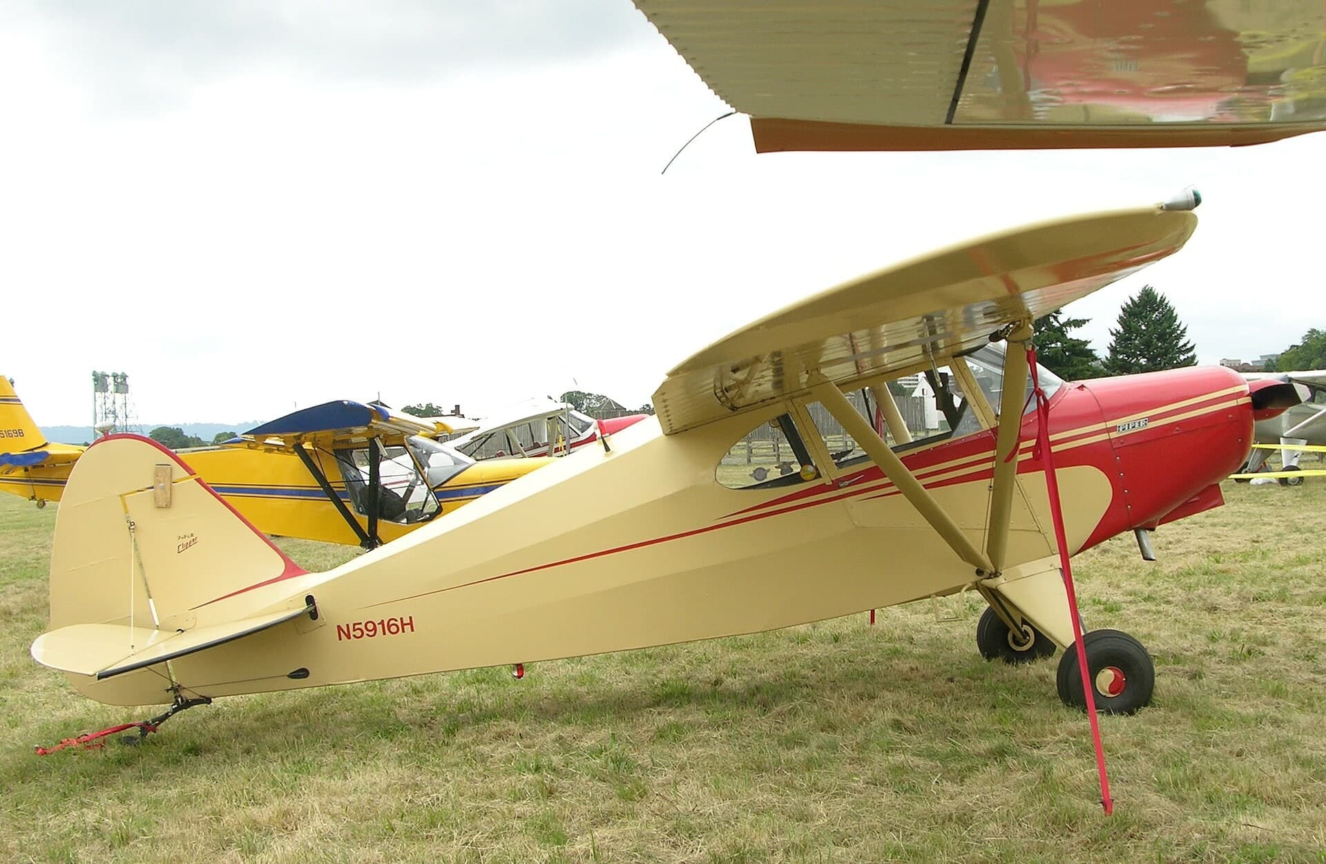 N5916H — Aircraft