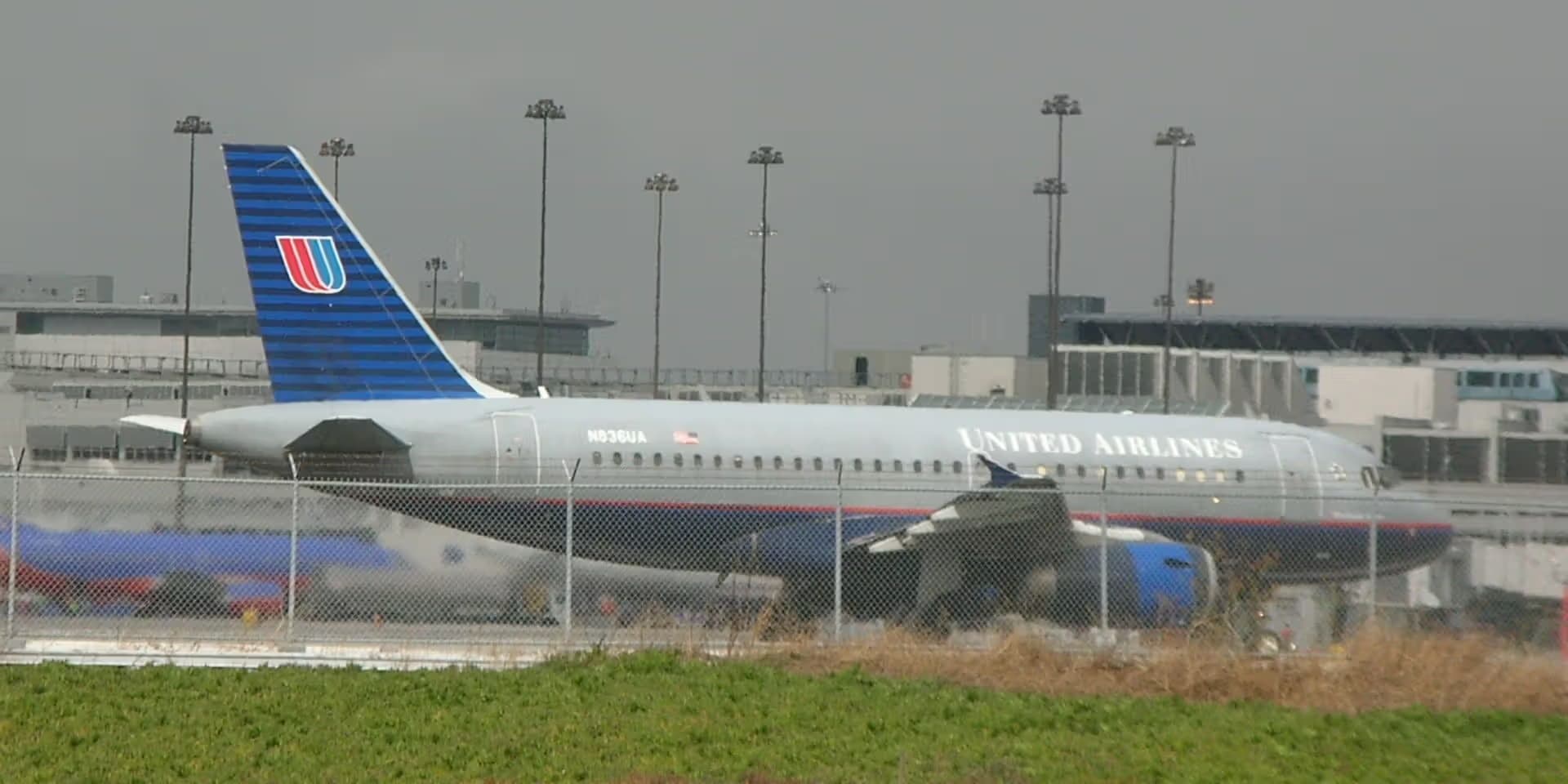 N836UA — Airbus
