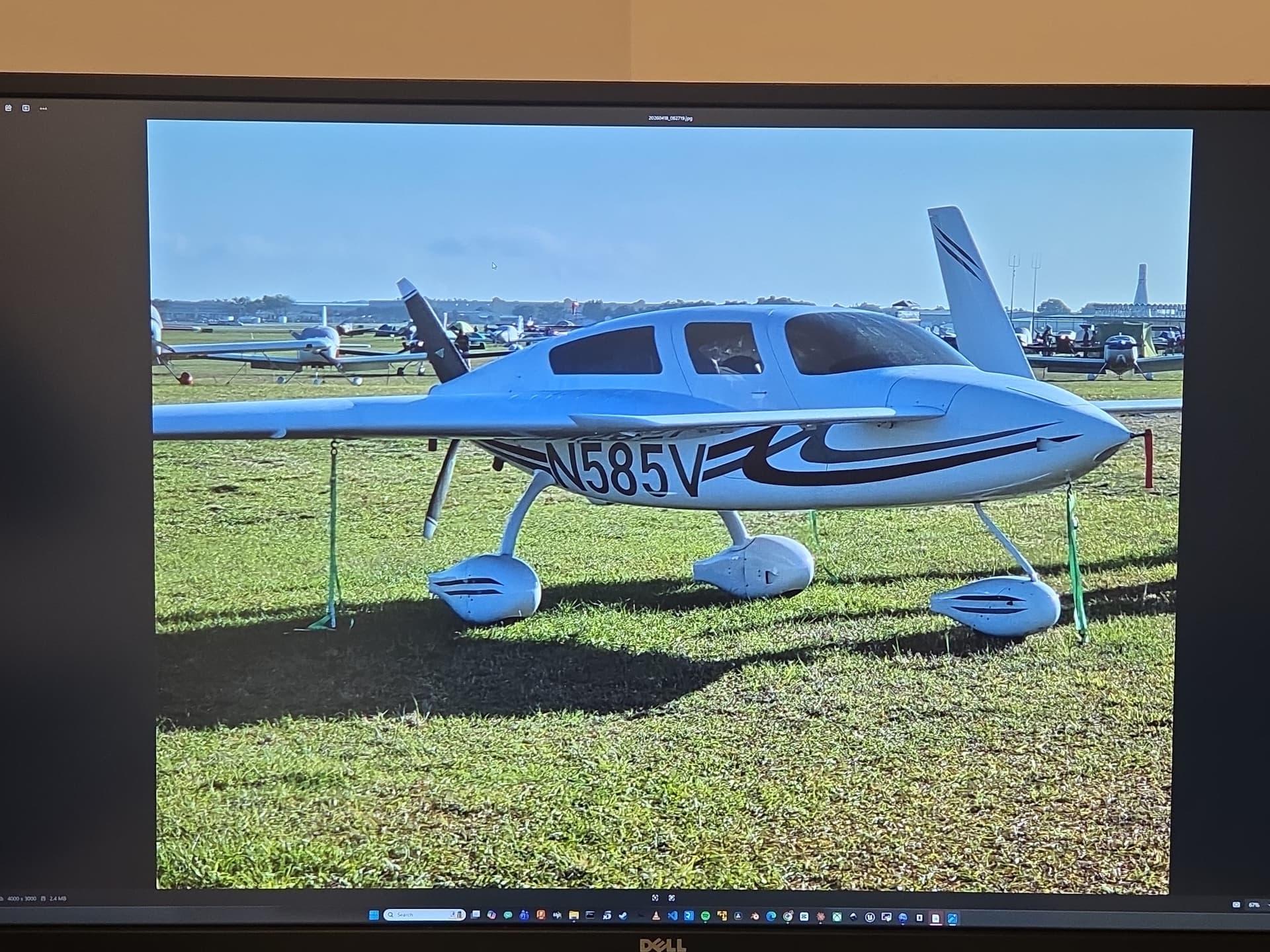 N585V — 2013 Richard E Harpster XLFG at Deep Forest Airport