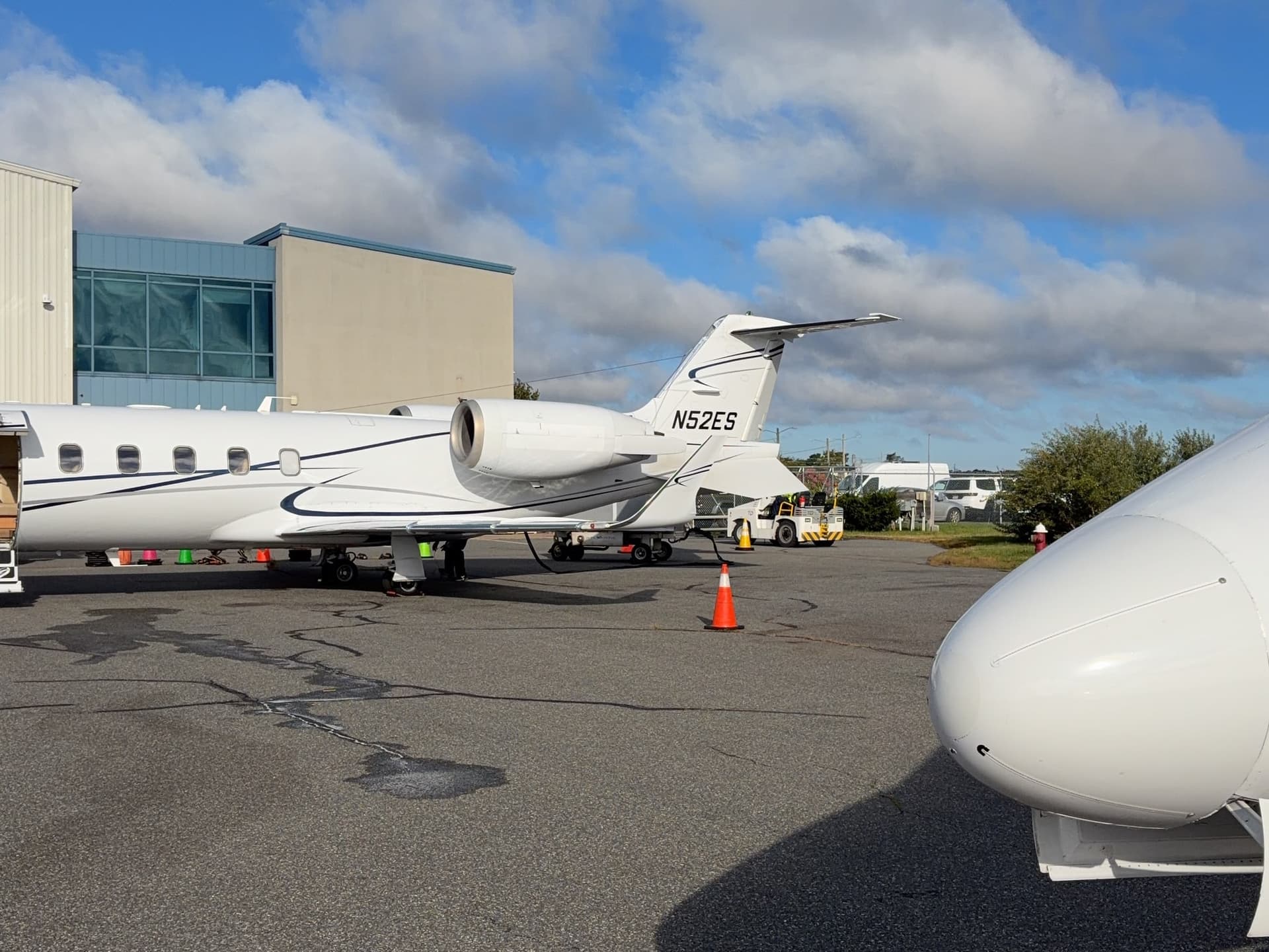 N52ES — Learjet 60
