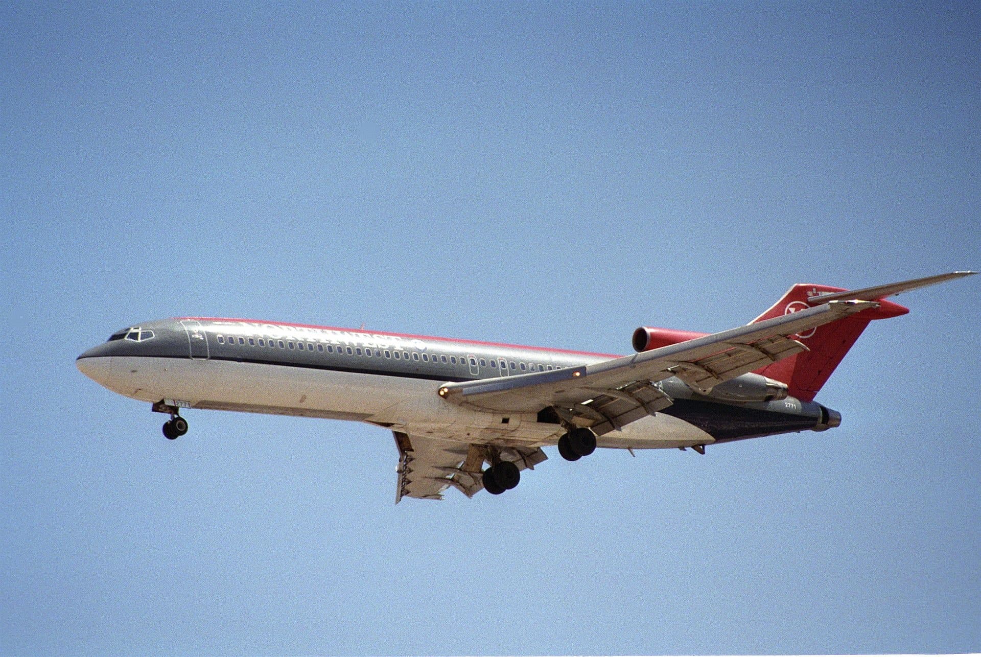 N742RW — Boeing