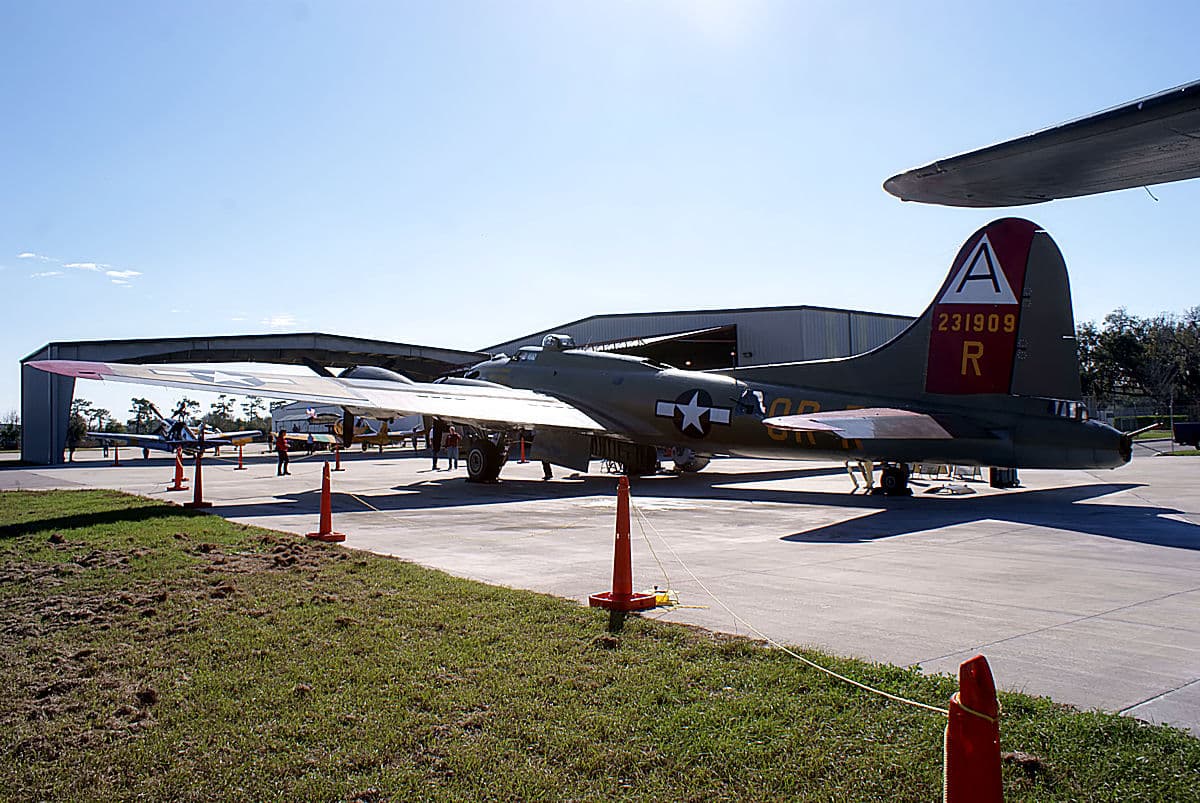 - Aircraft