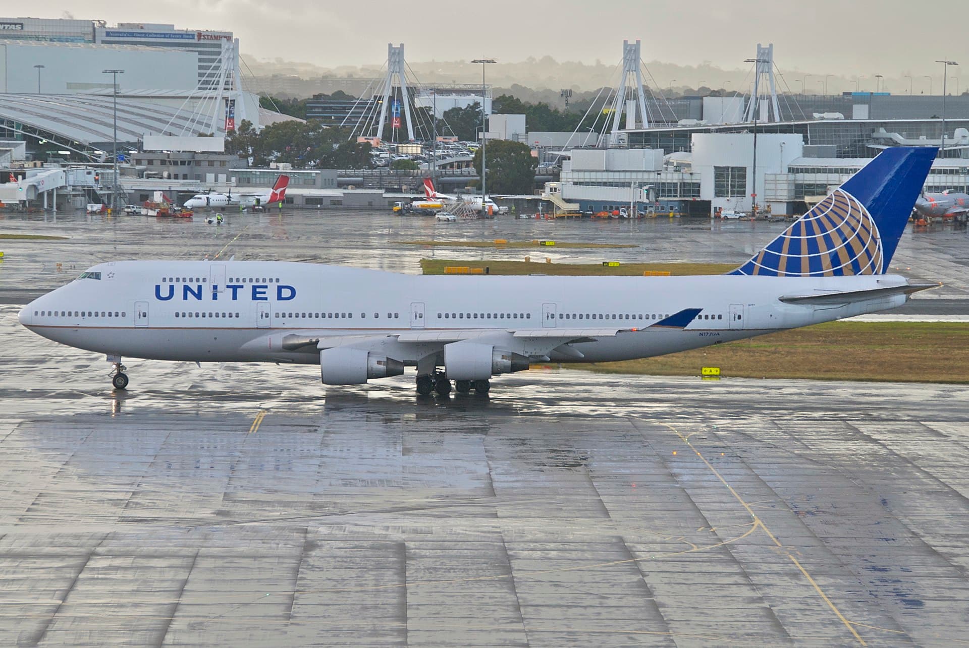 N177UA - Boeing