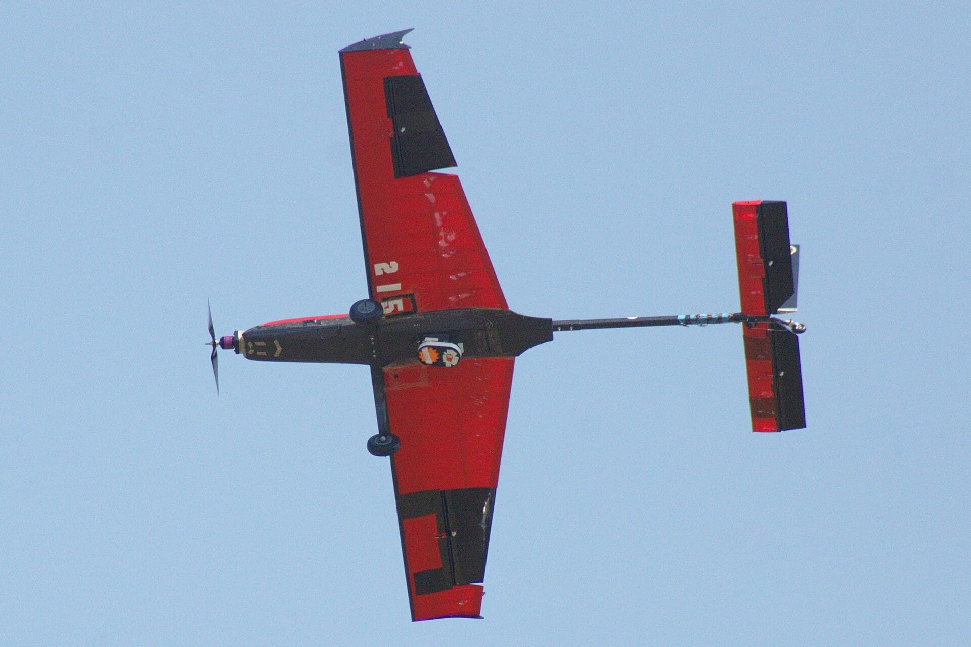 - Single-engine aircraft