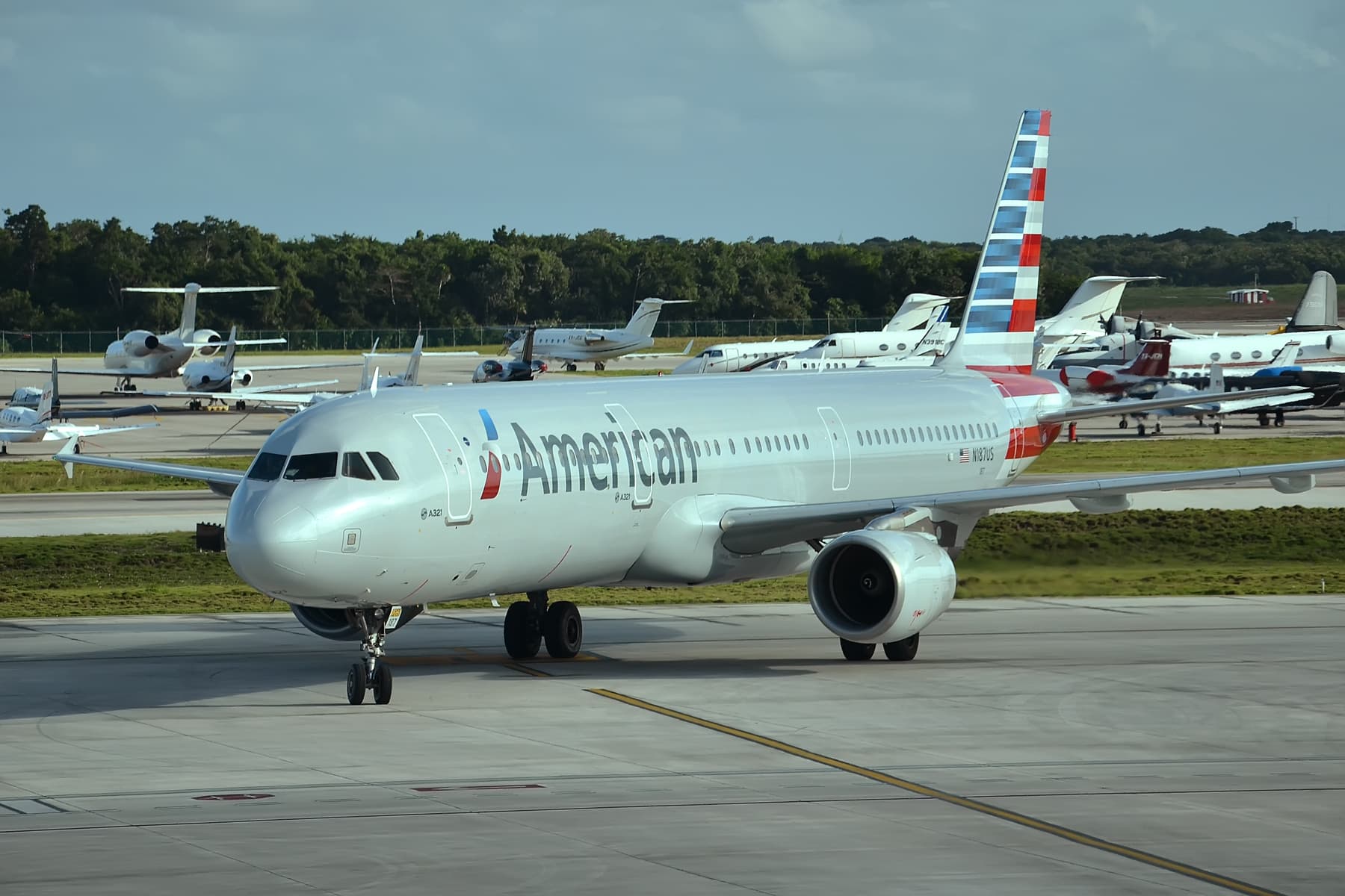 N187US — Airbus
