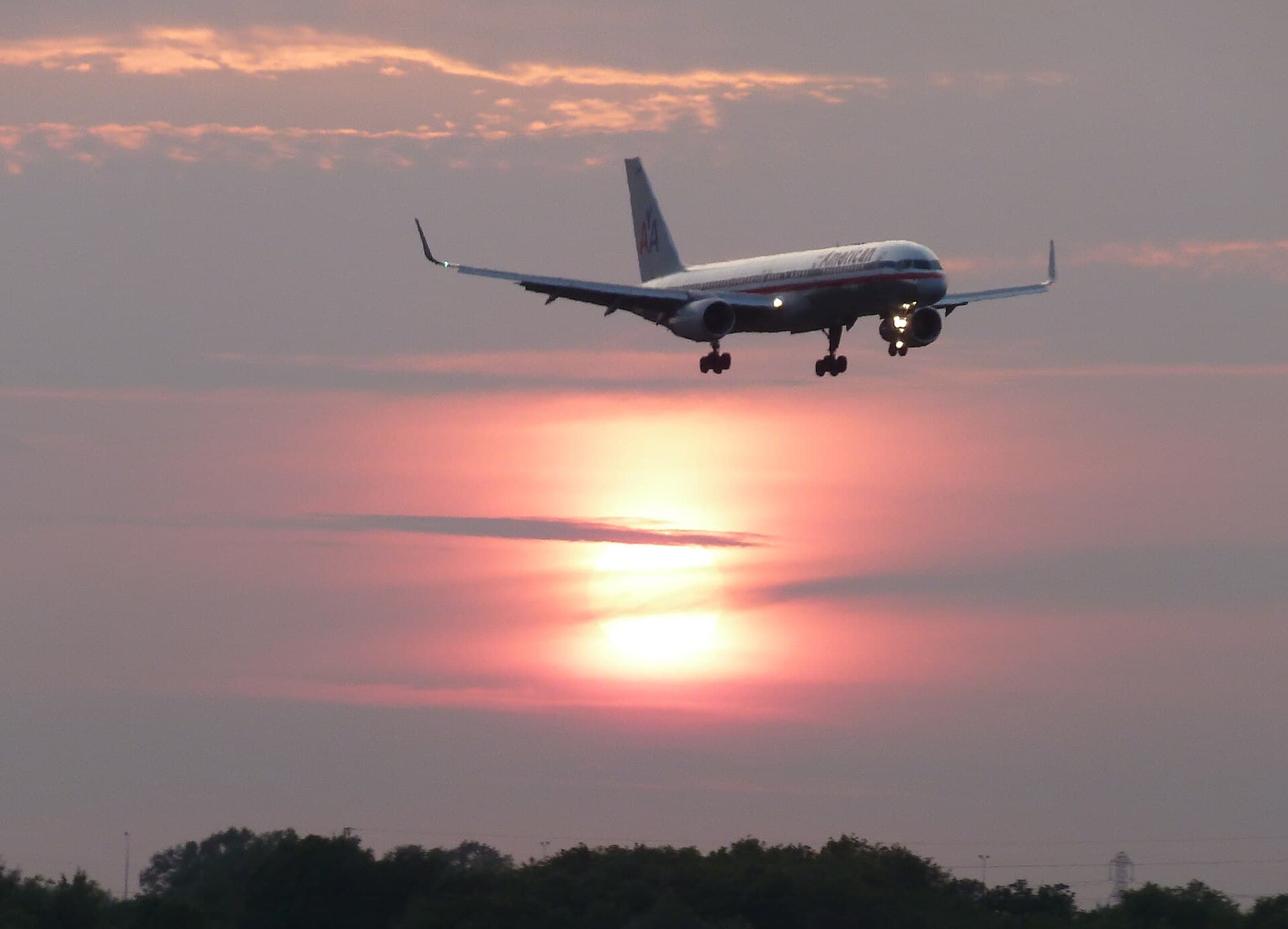 N188AN - Twin-engine aircraft