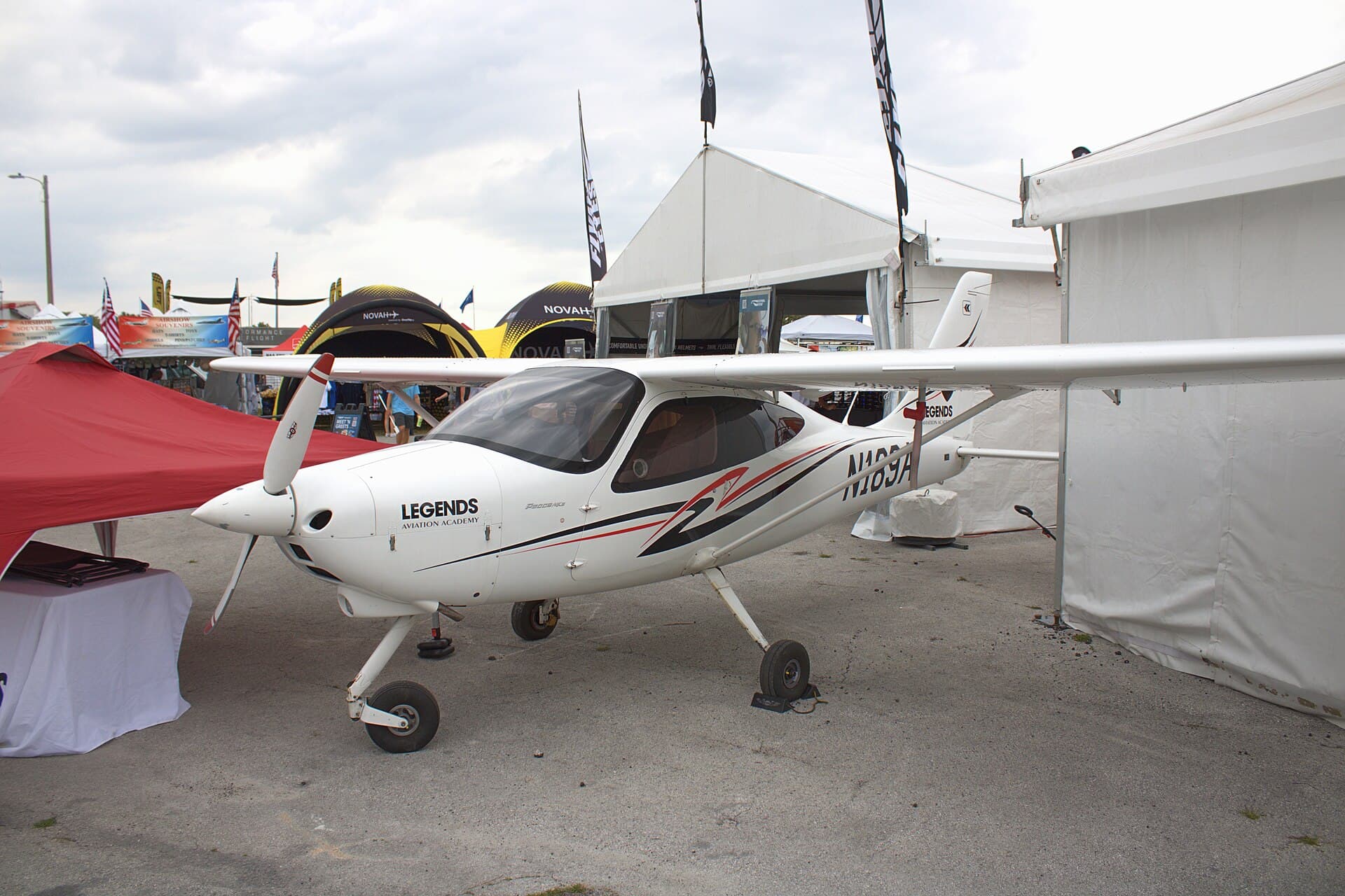 N189A - Single-engine aircraft