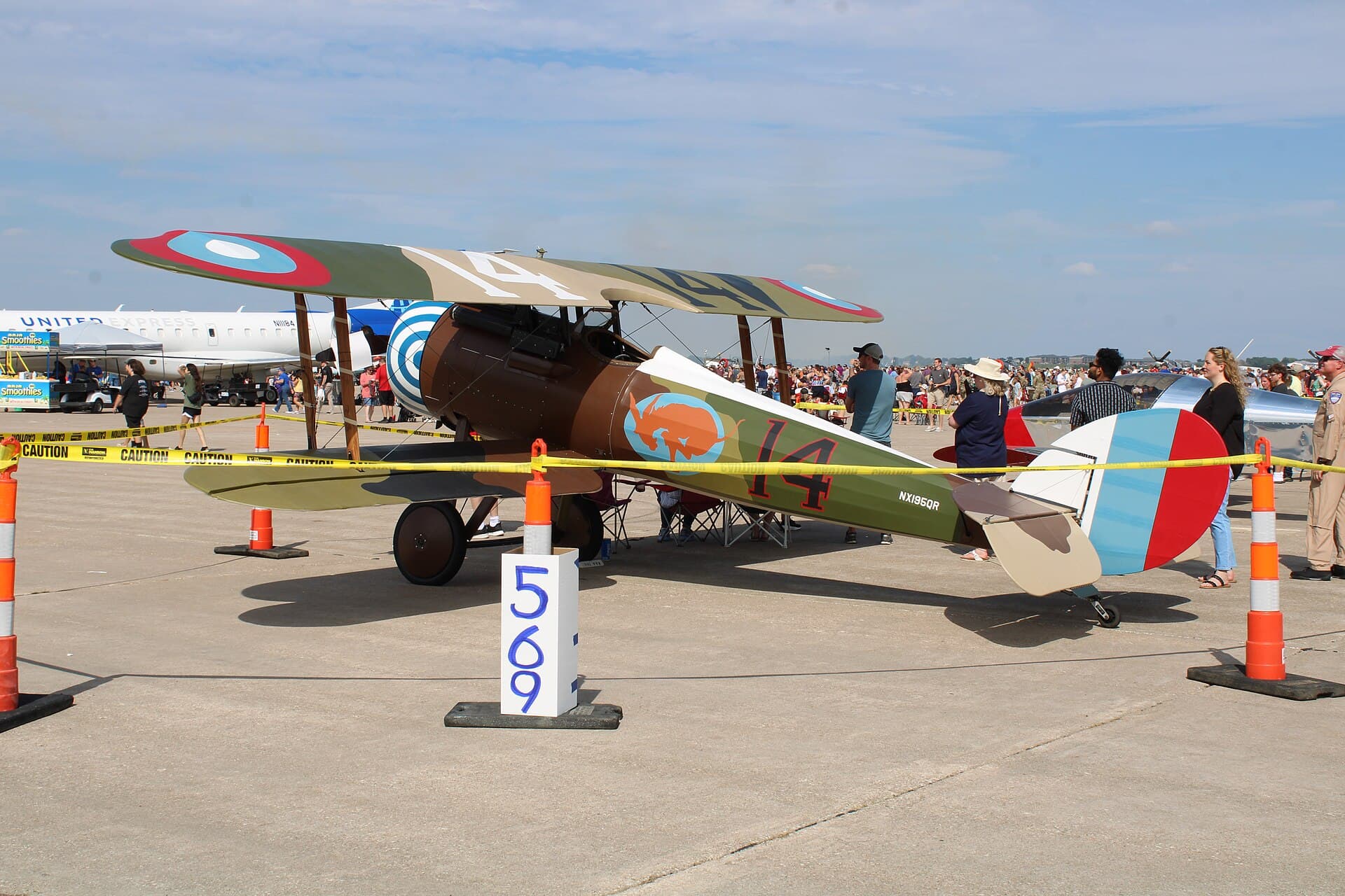 - Single-engine aircraft