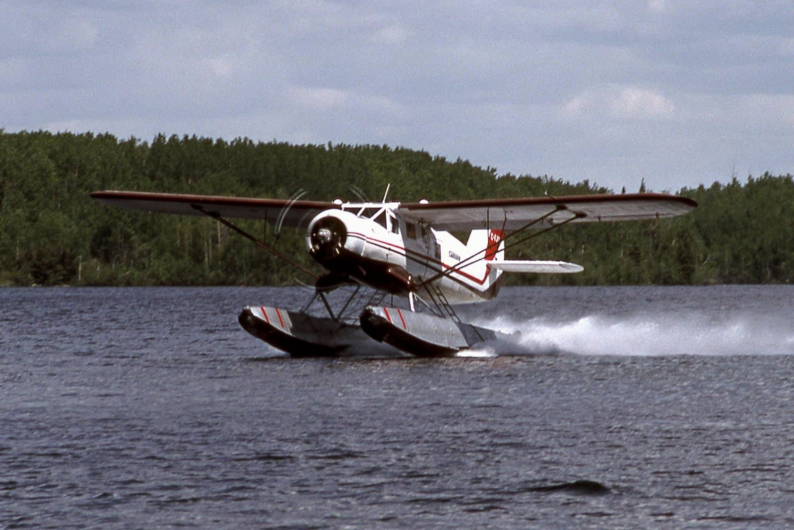 C-FJEC - Floatplane