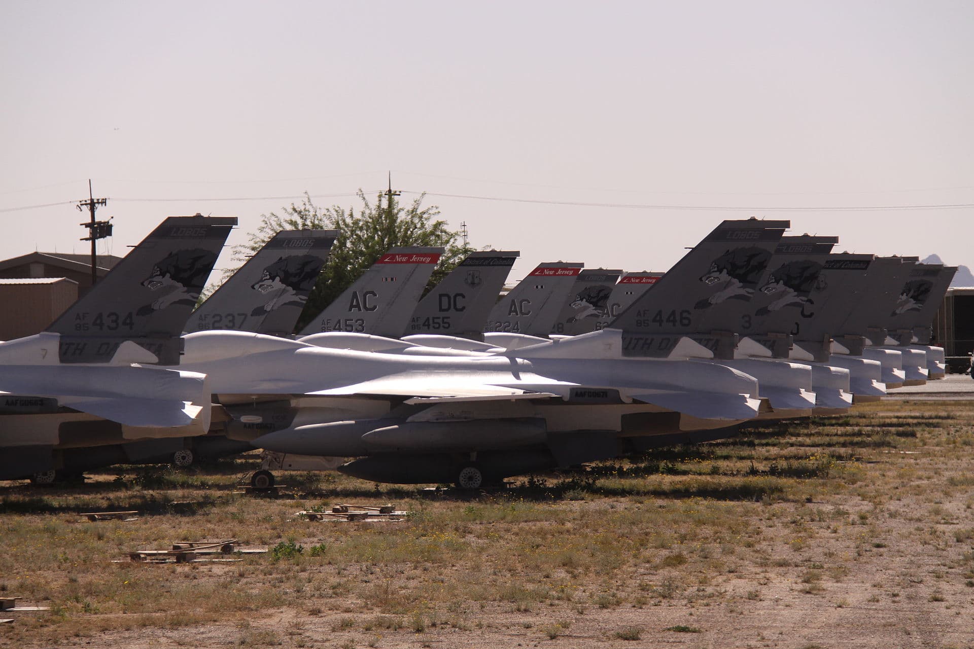 - Single-engine aircraft