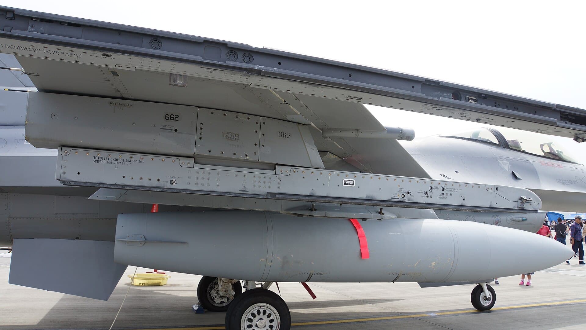 - Aircraft