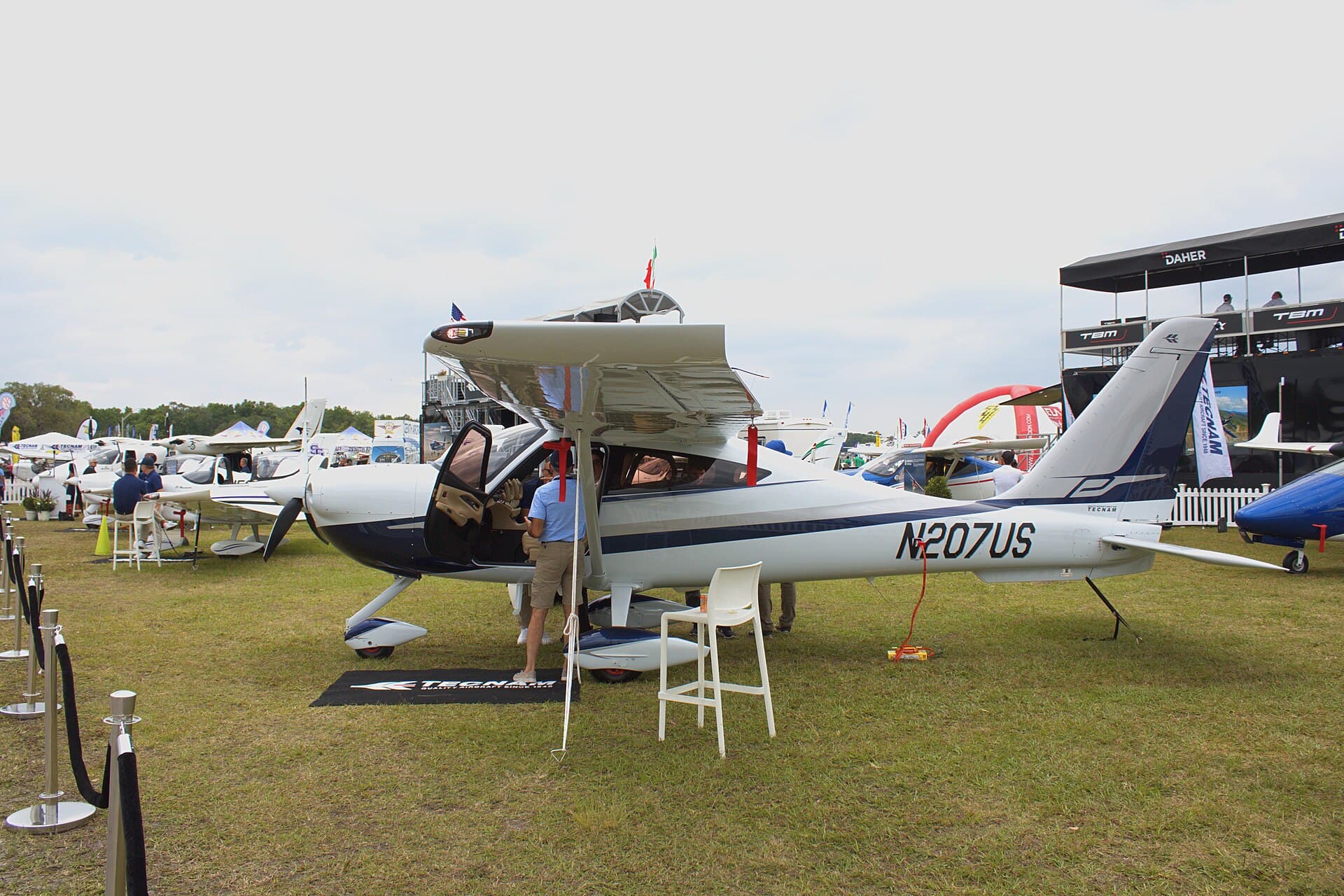 N207US - Single-engine aircraft