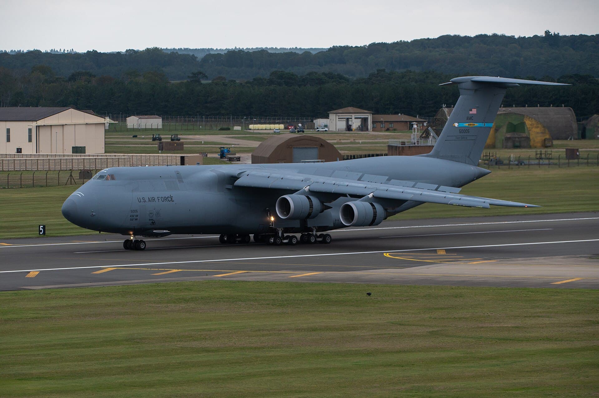 - Aircraft