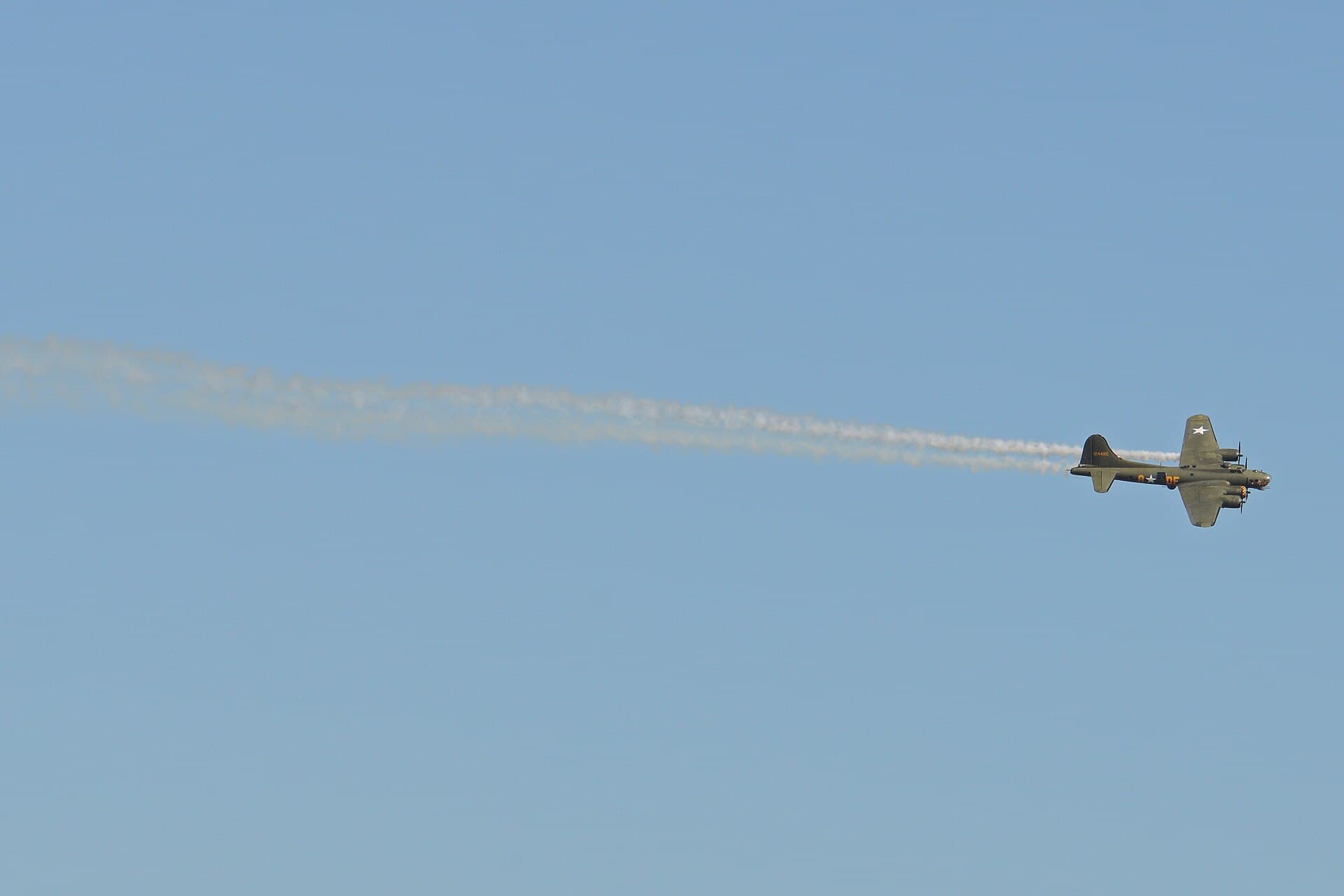 - Twin-engine aircraft