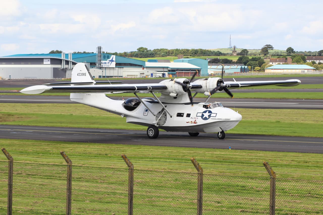 - Twin-engine aircraft