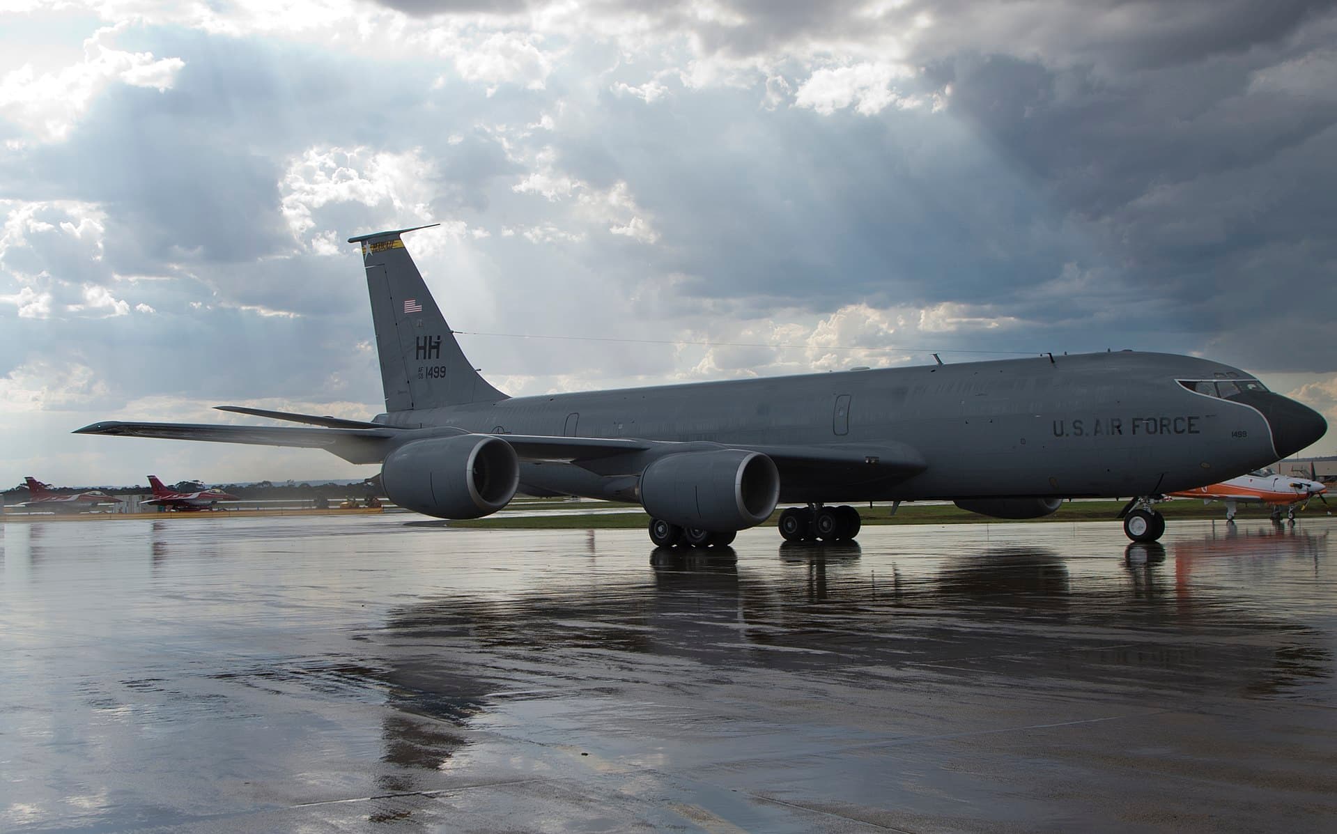 - Aircraft