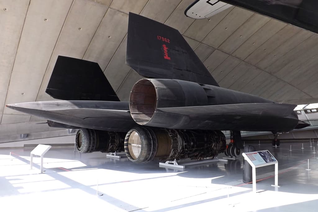 - Aircraft
