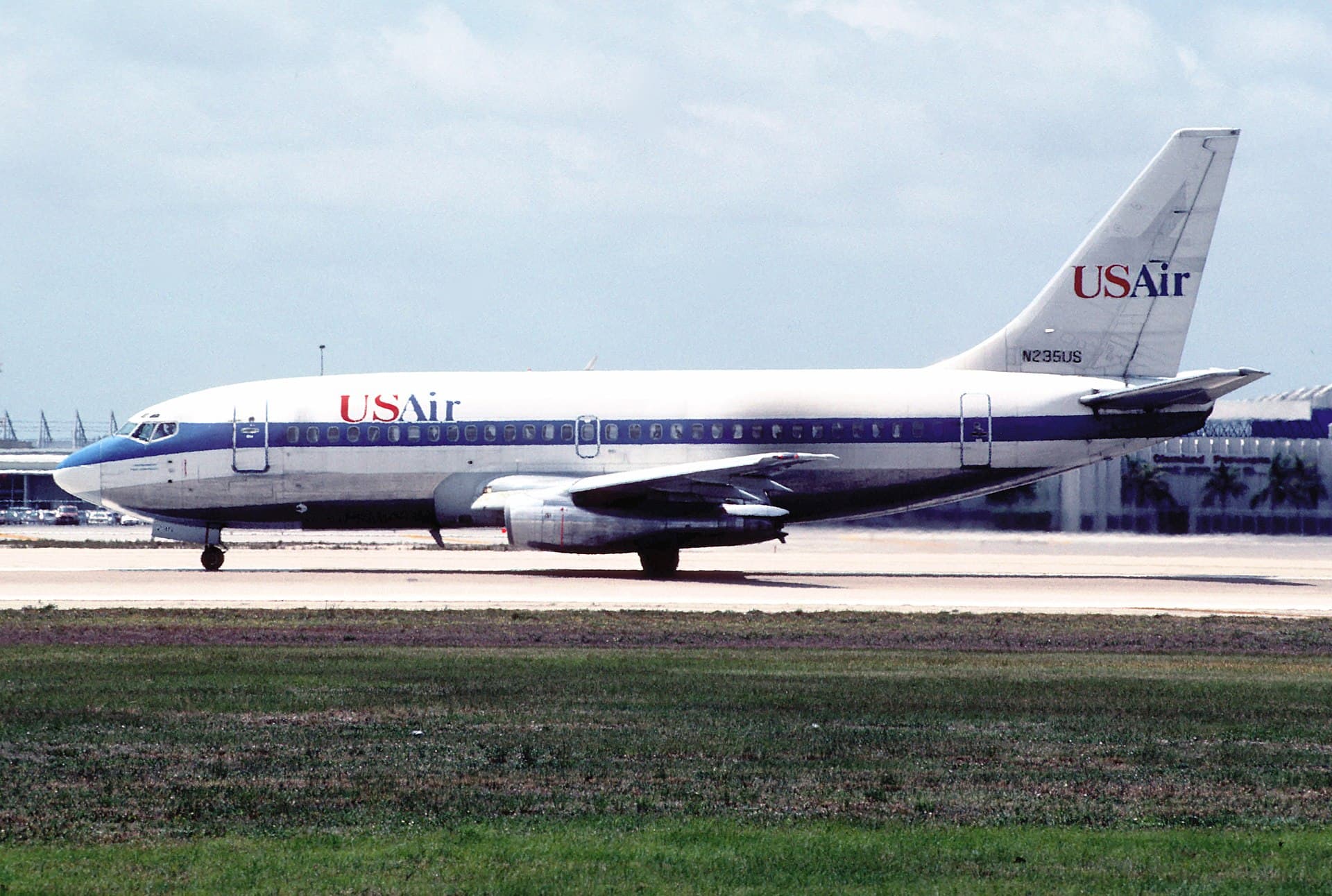 N235US - Boeing
