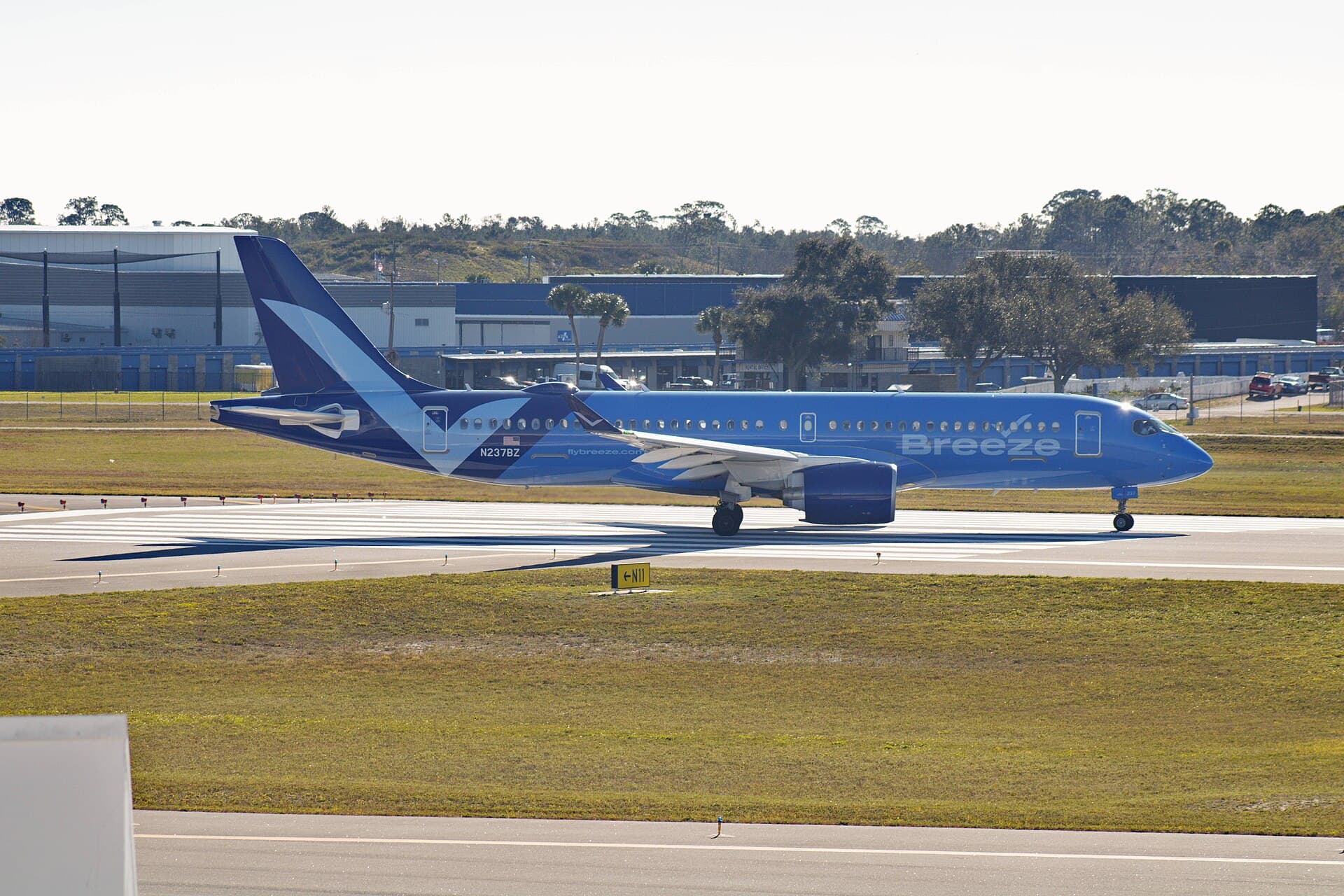 N237BZ - Airbus