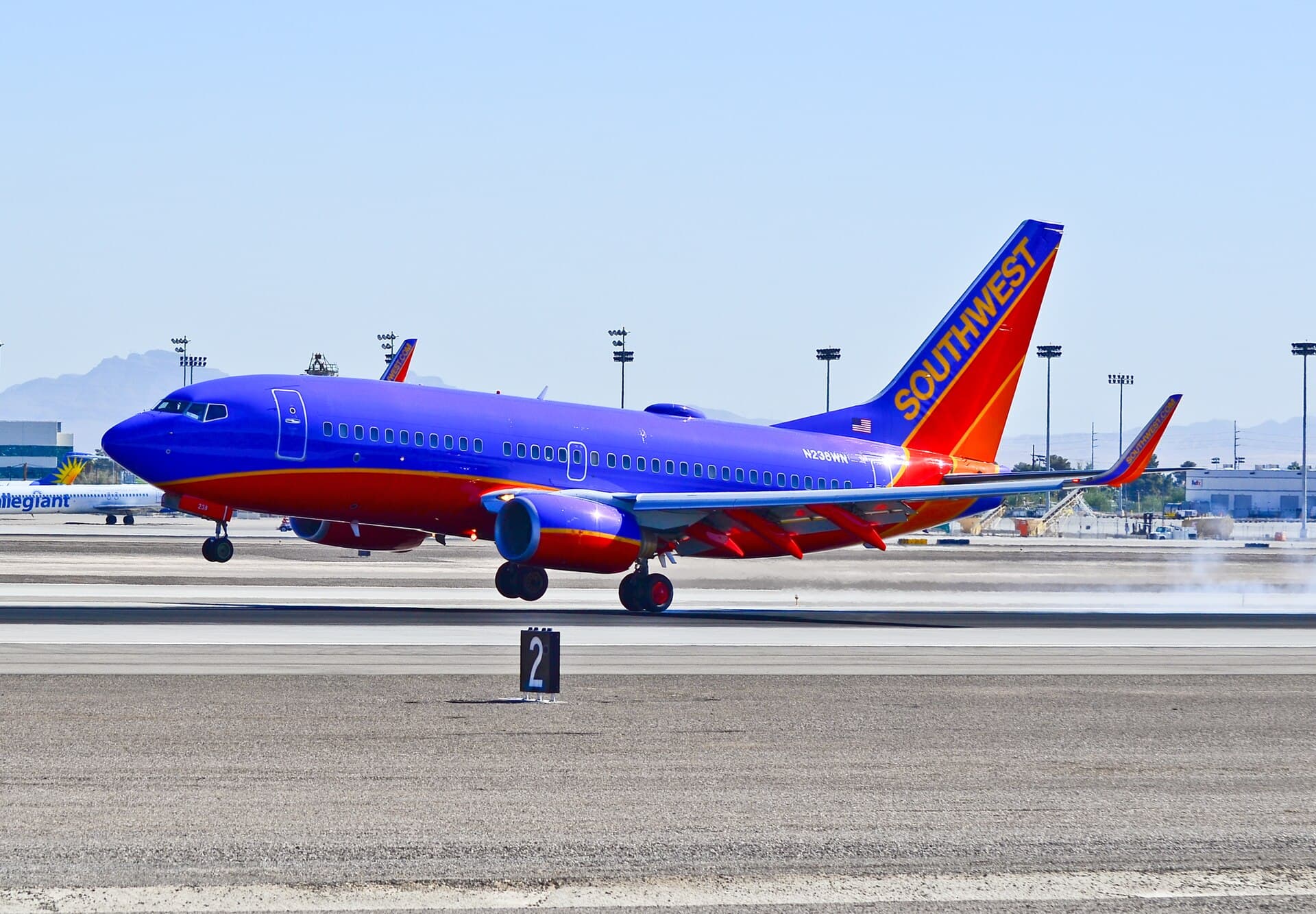 N238WN - Boeing