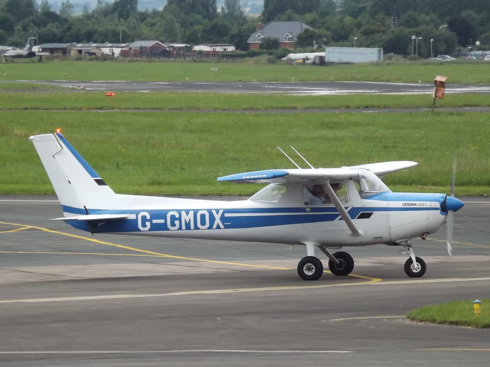 G-GMOX - Cessna