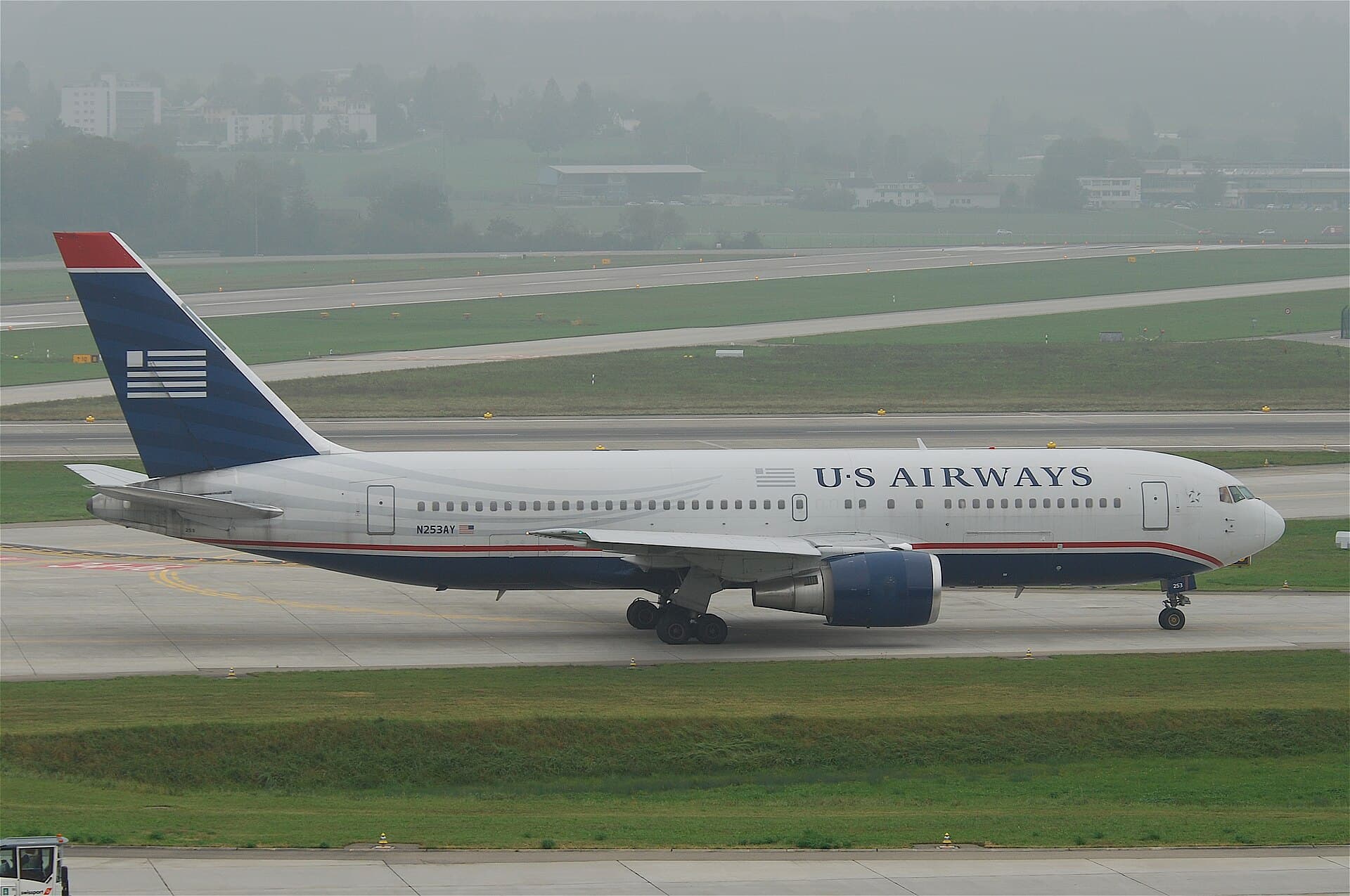 N253AY - Twin-engine aircraft