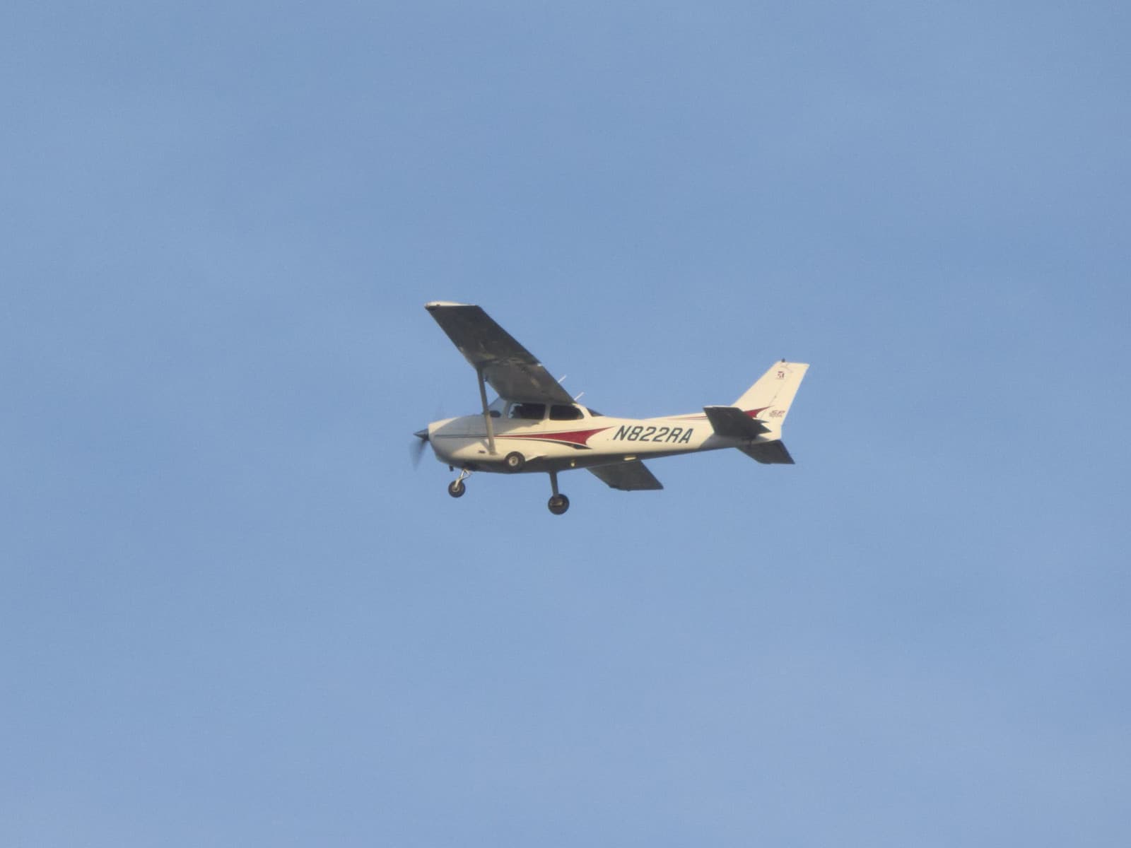 N822RA - Cessna