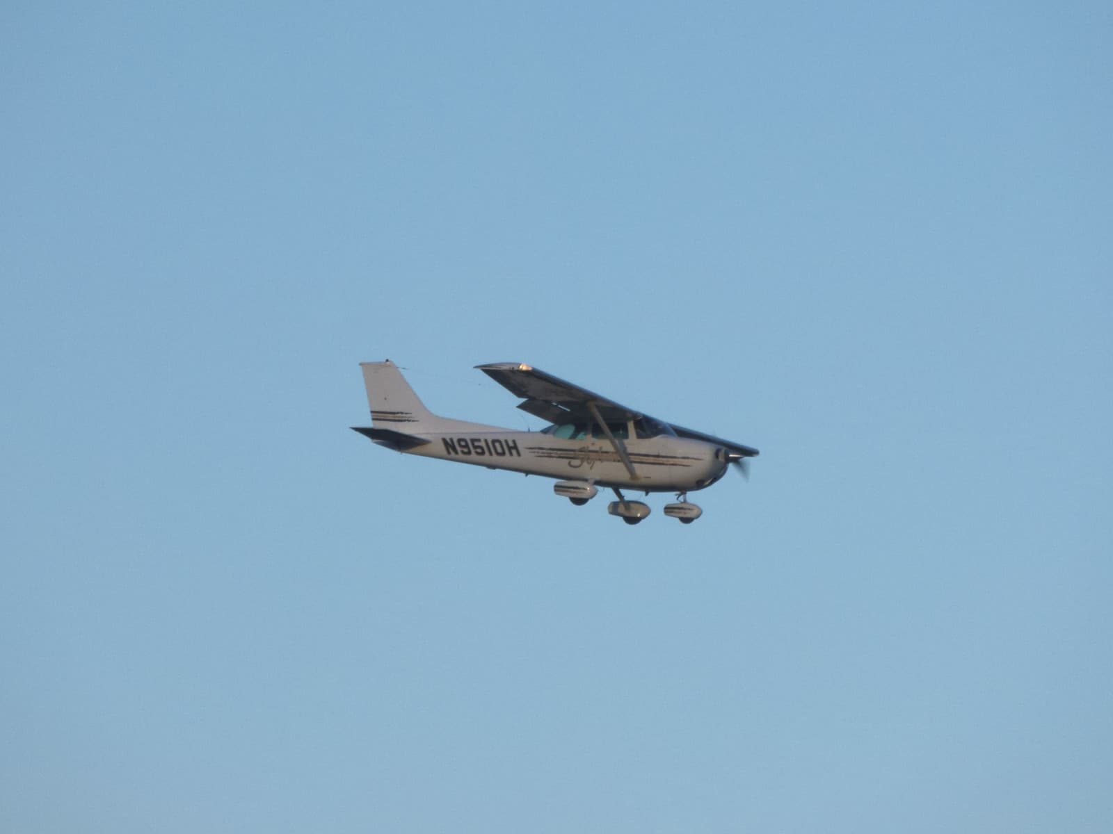 N9510H - Cessna