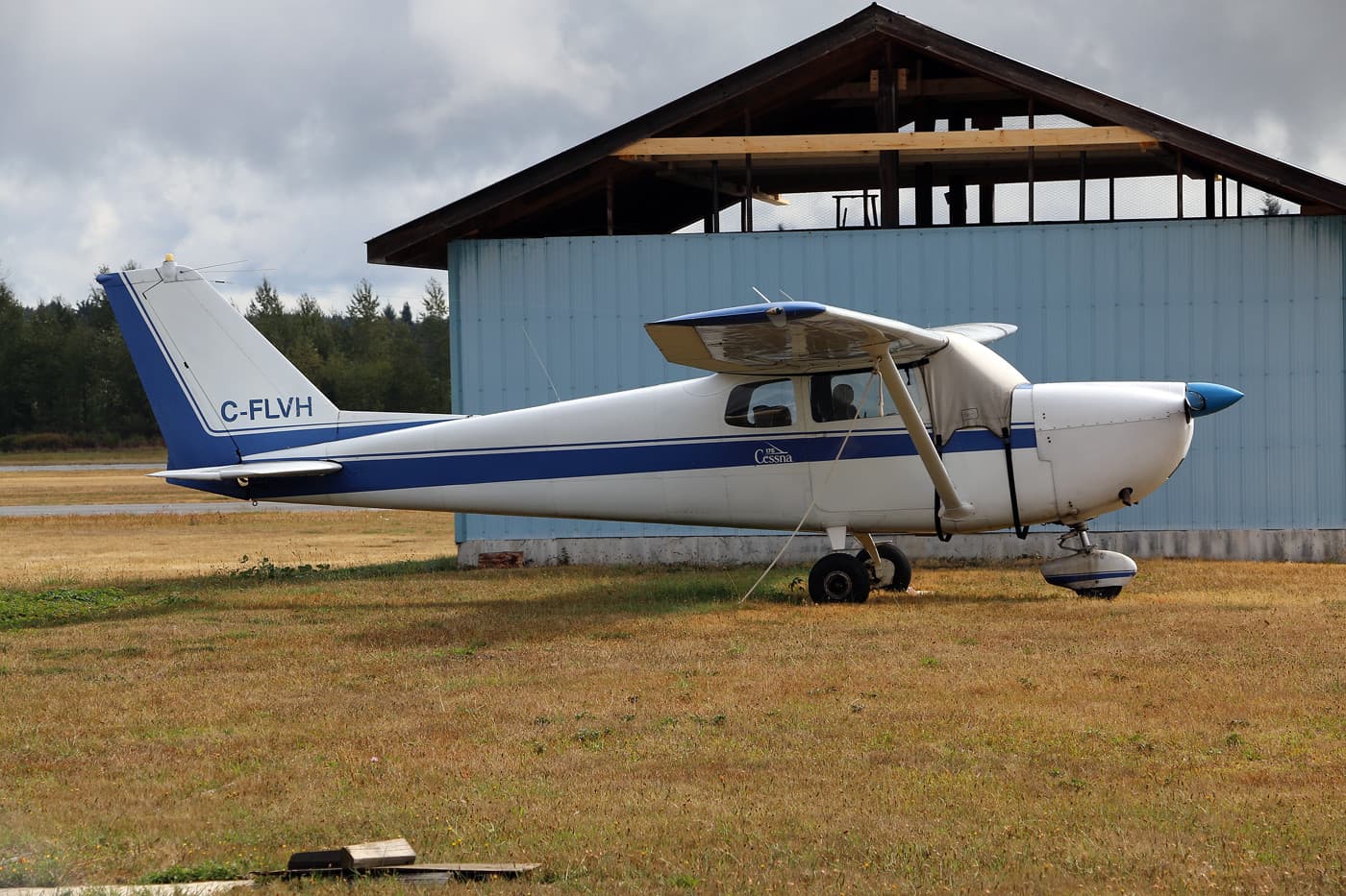 C-FLVH - Cessna