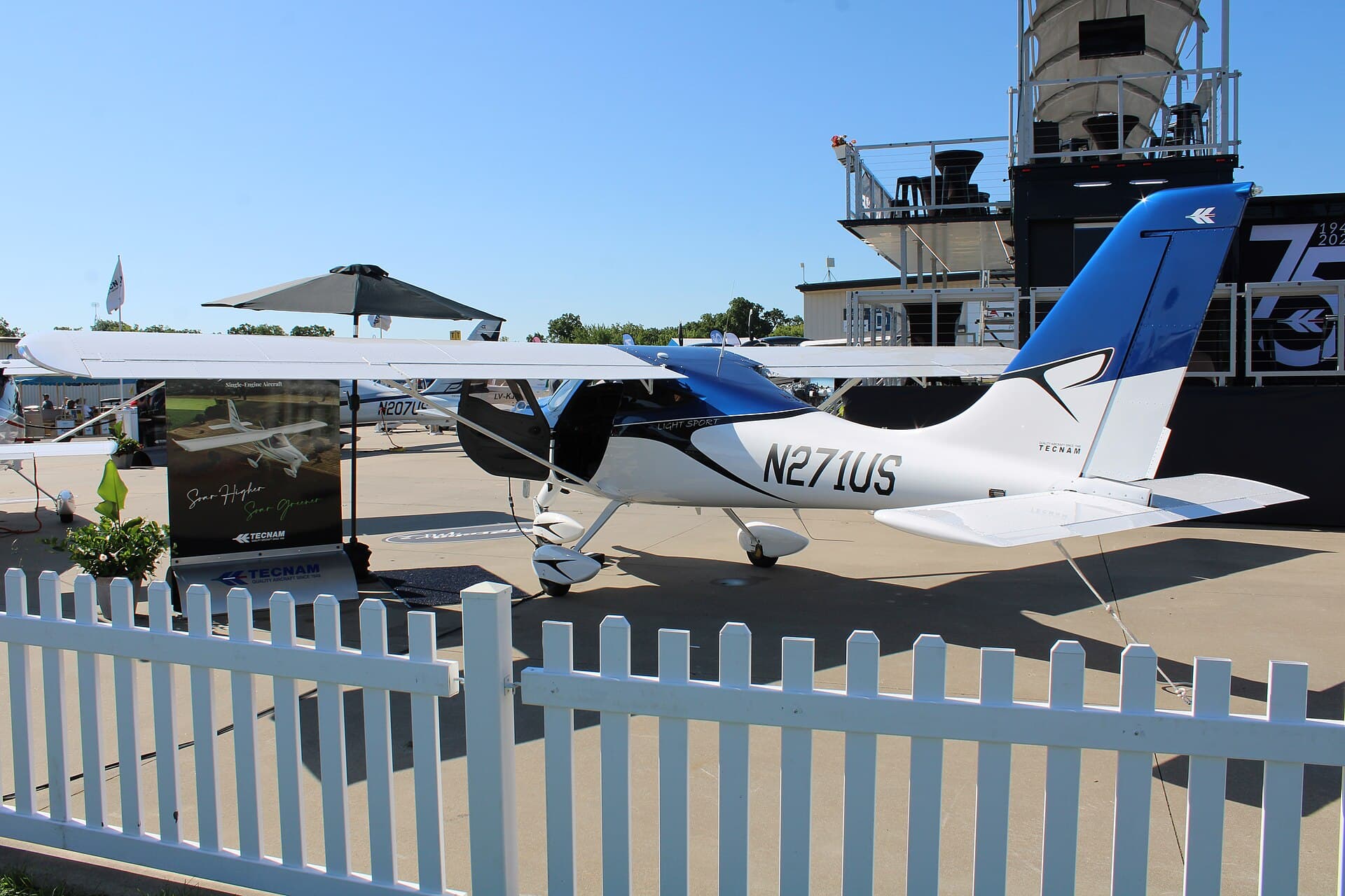 N271US - Aircraft
