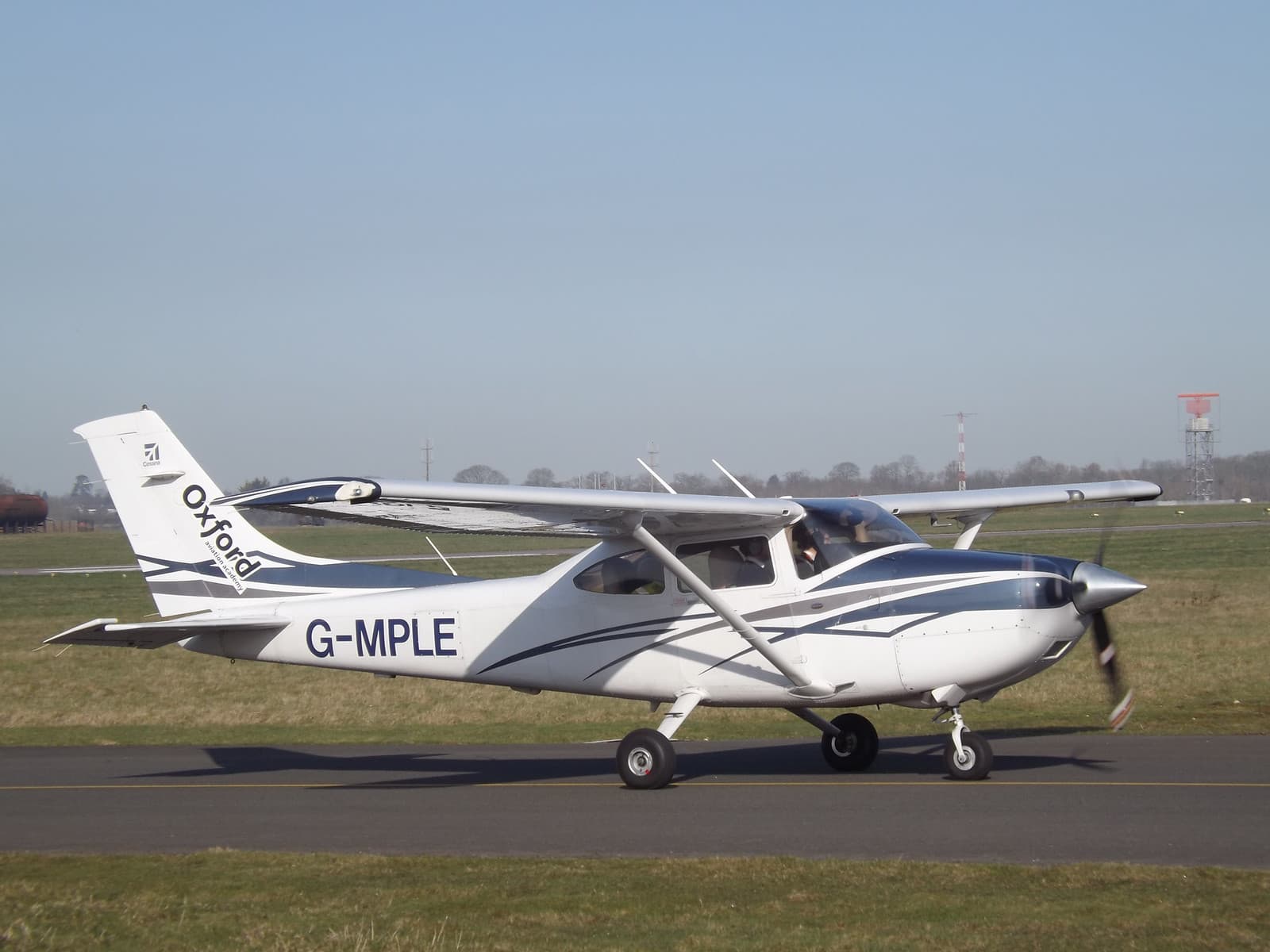 G-MPLE - Cessna