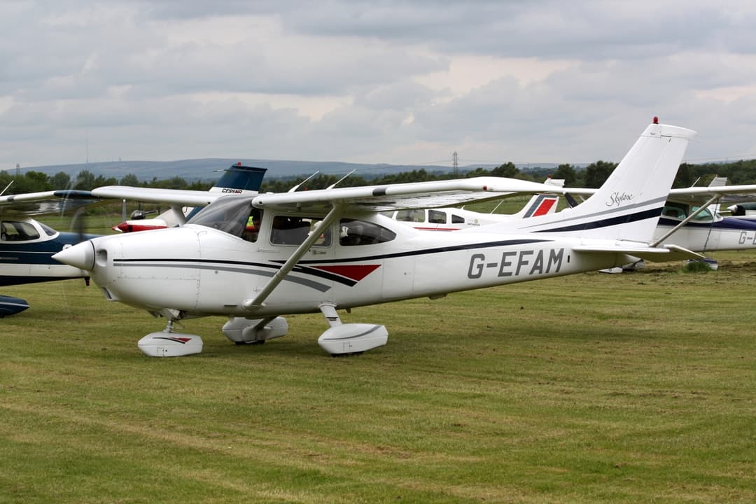 G-EFAM - Single-engine aircraft