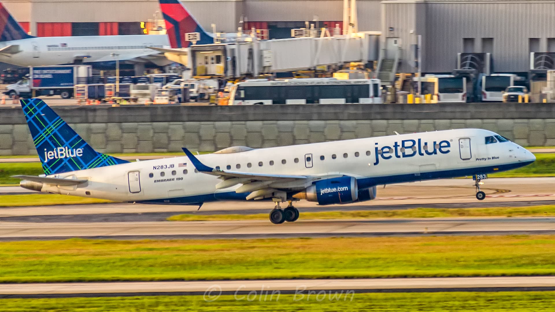 N283JB - Embraer