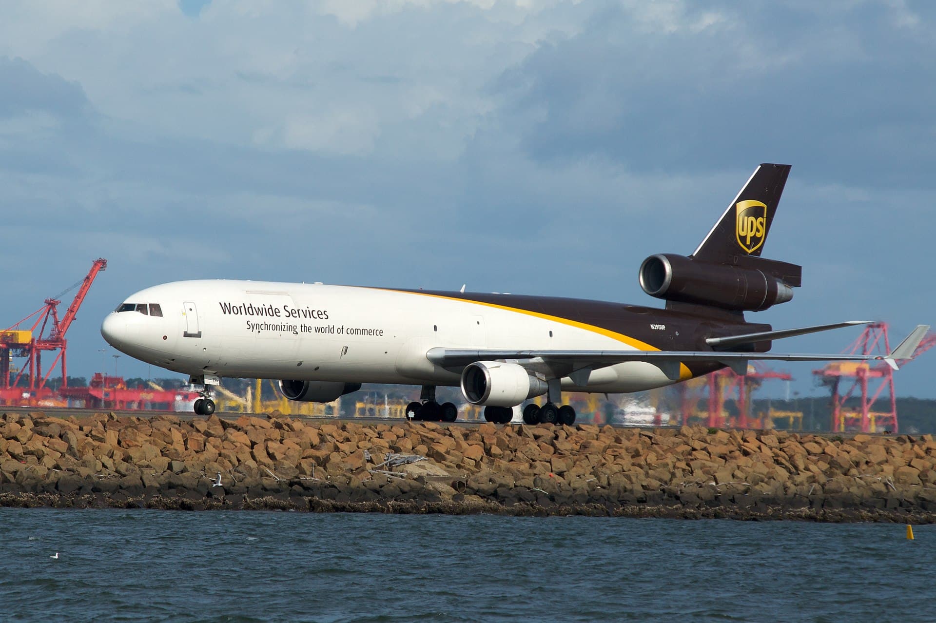 N295UP - Douglas