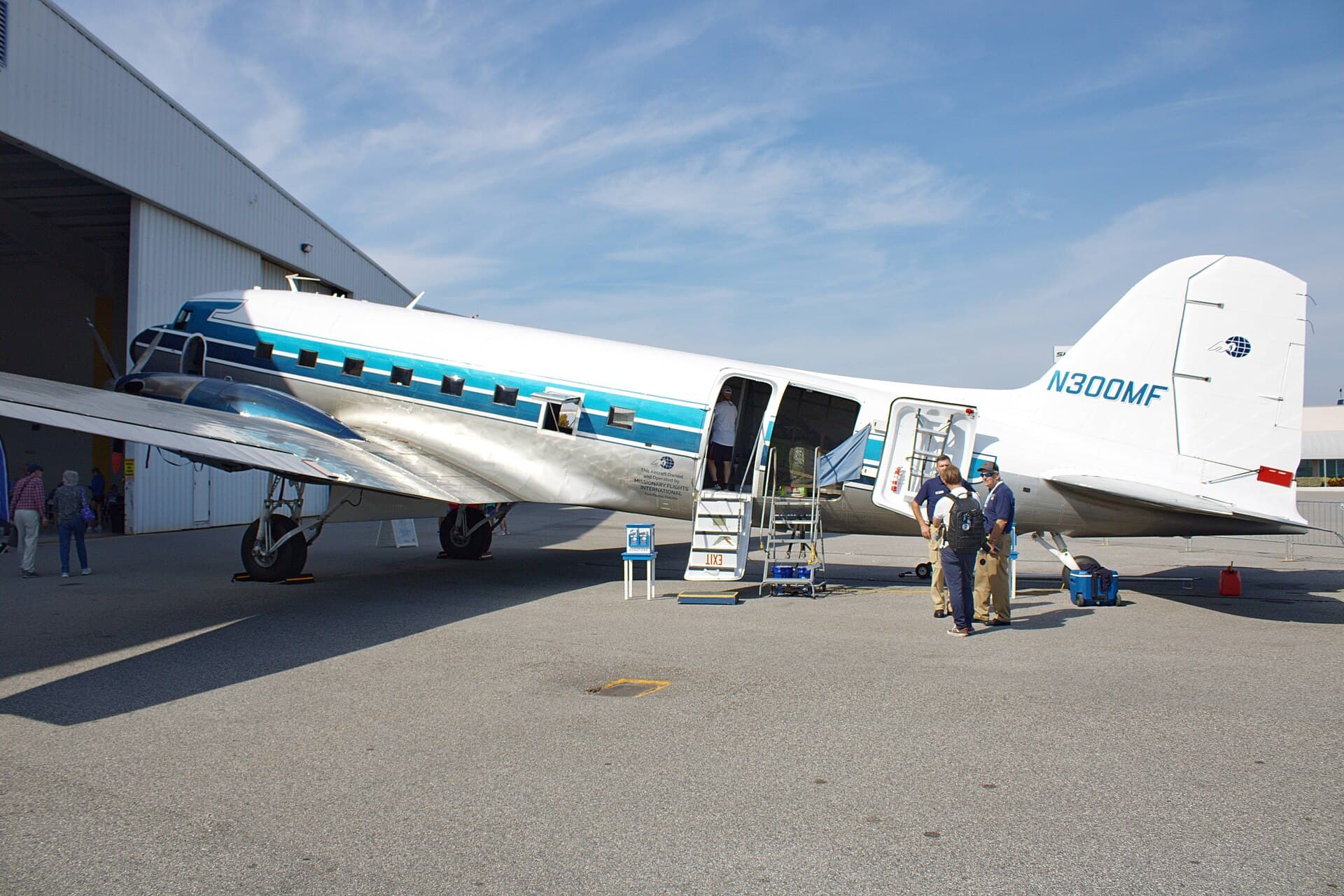 N300MF - Douglas