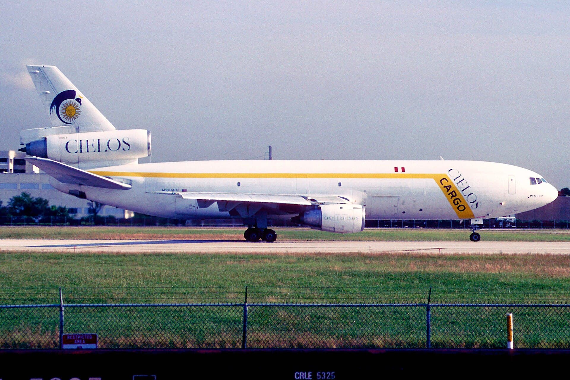 N305FE - Aircraft