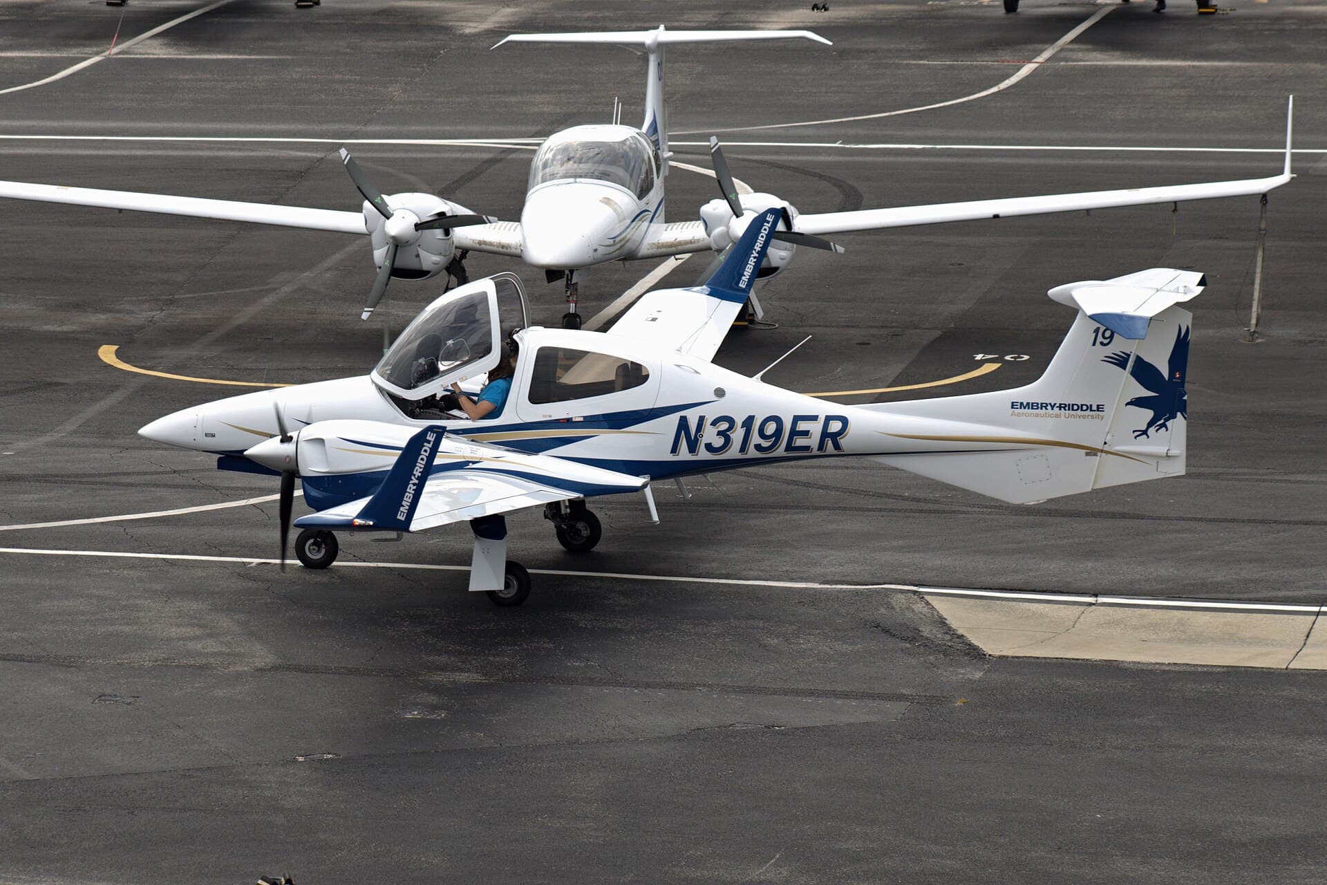 N319ER - Diamond