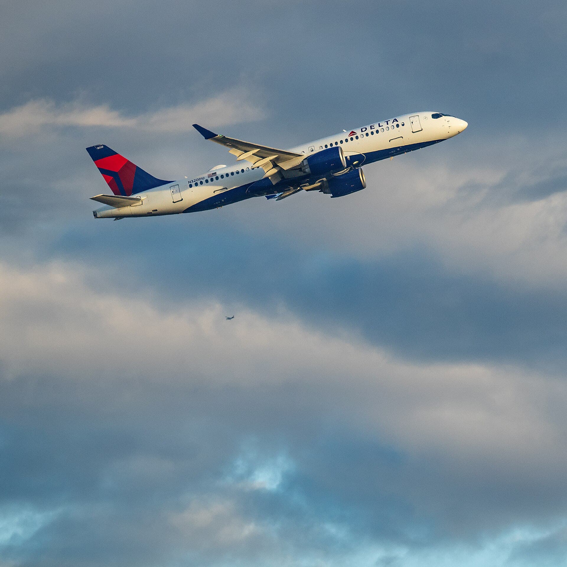 N320DU - Airbus