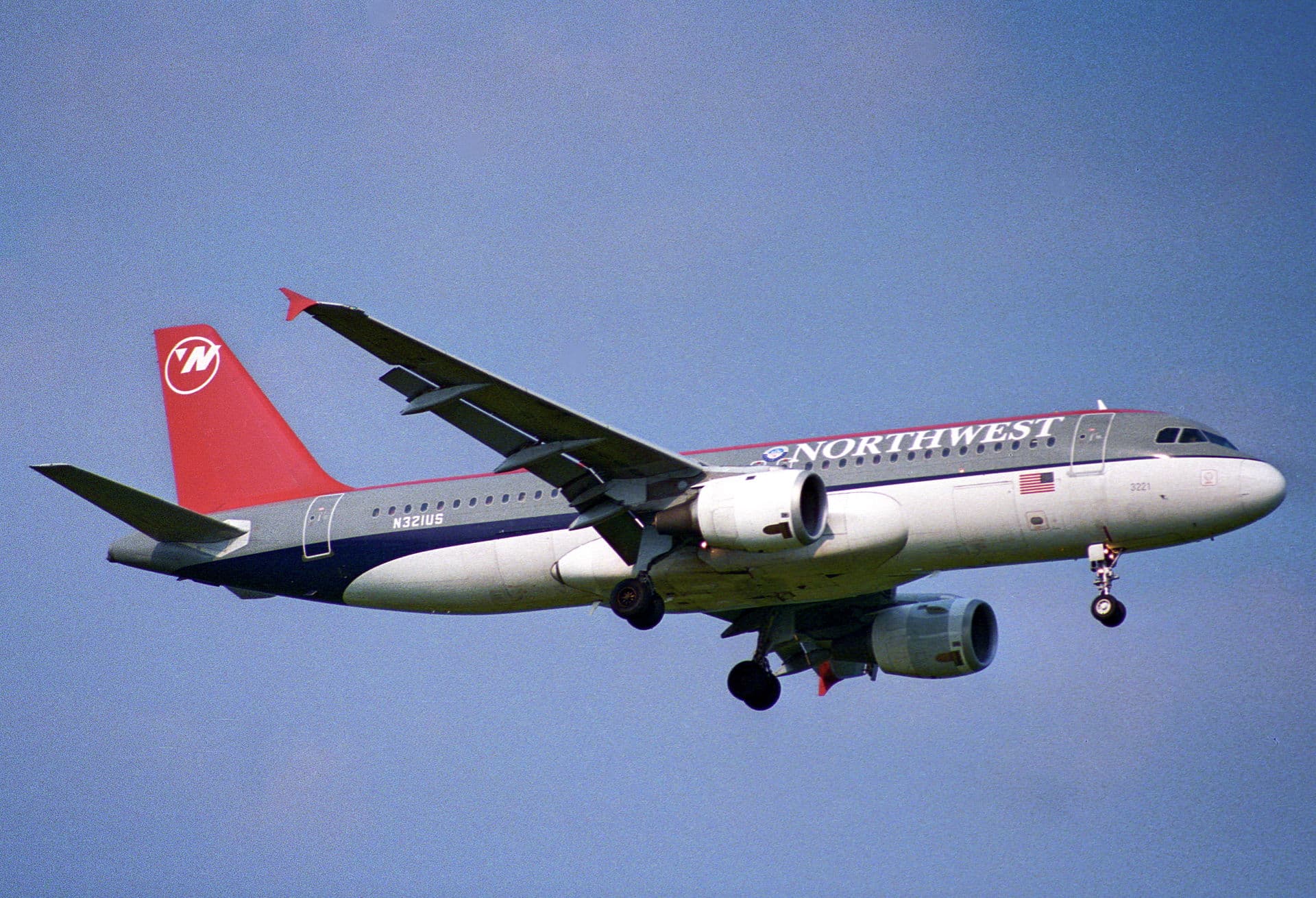 N321US - Airbus