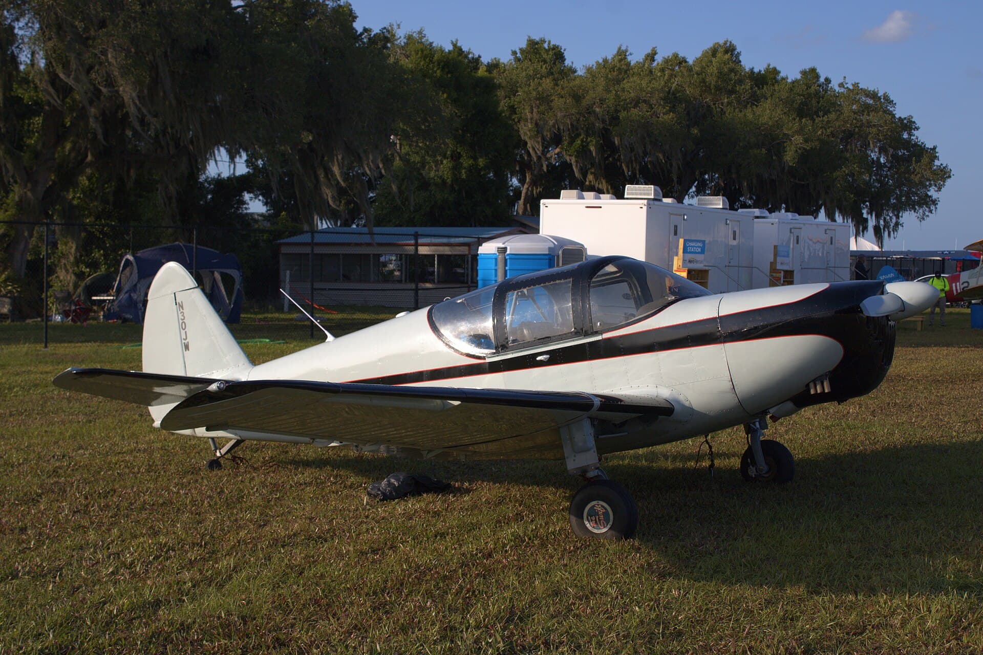 N30JW - Single-engine aircraft
