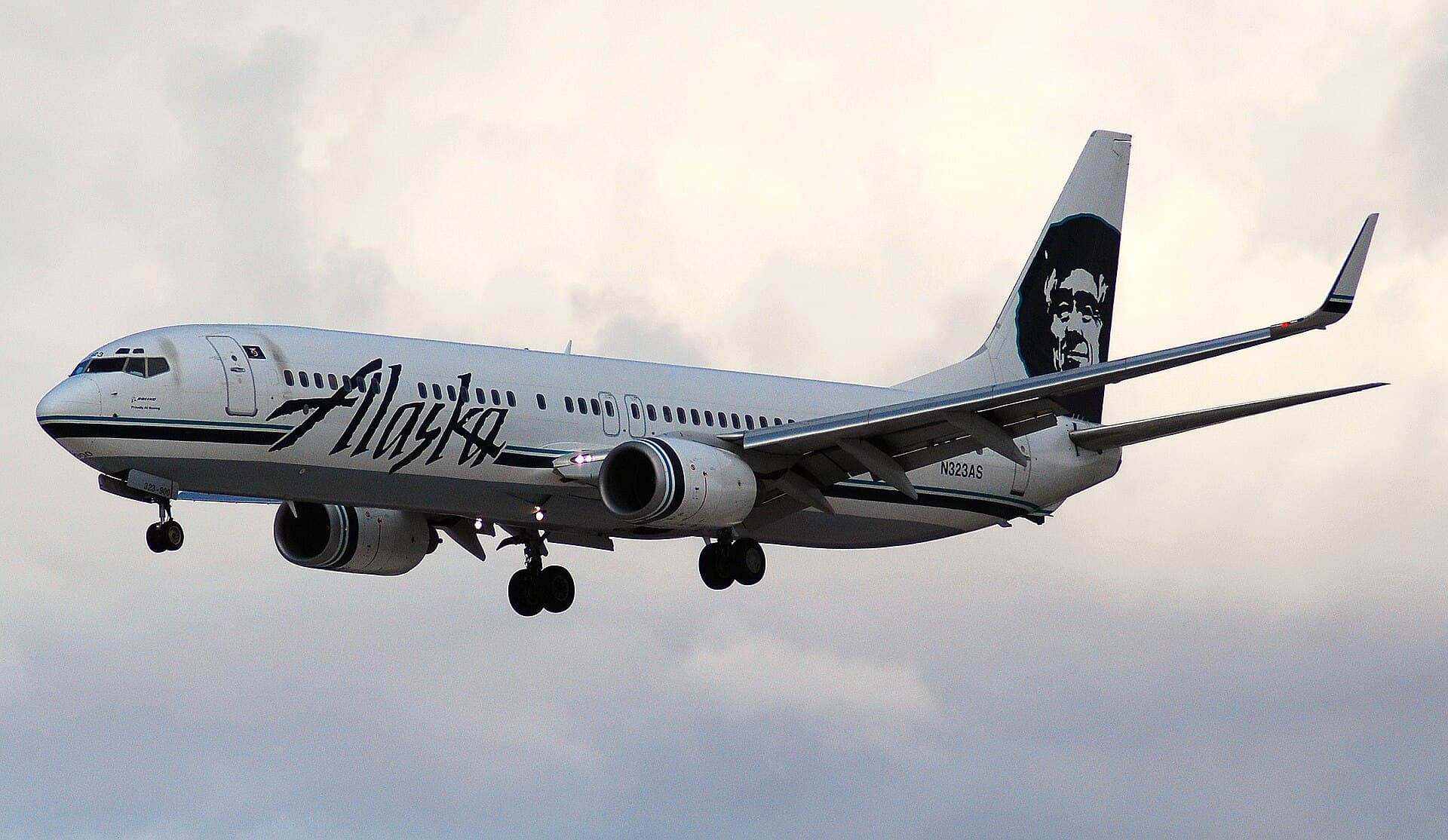 N323AS - Boeing