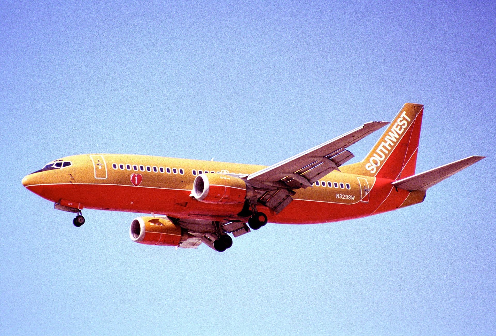 N329SW - Boeing