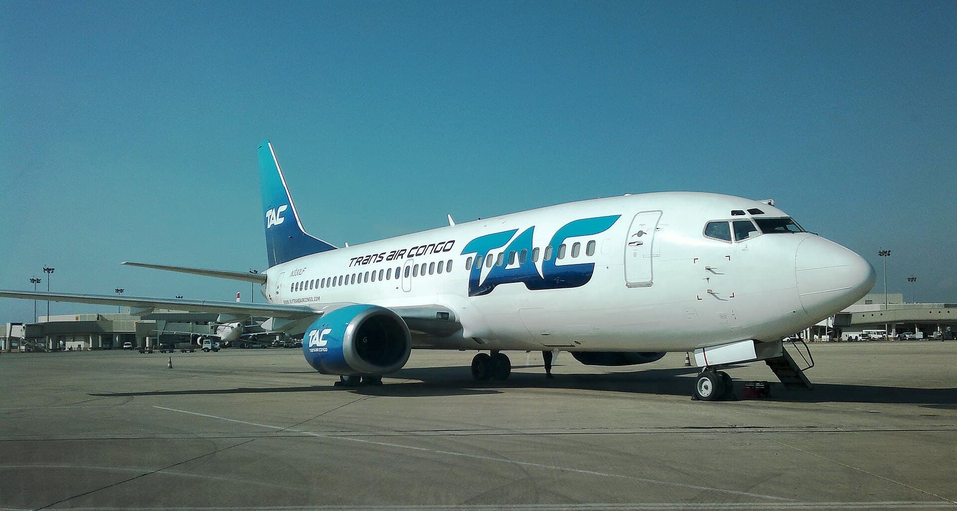 N330LF - Boeing