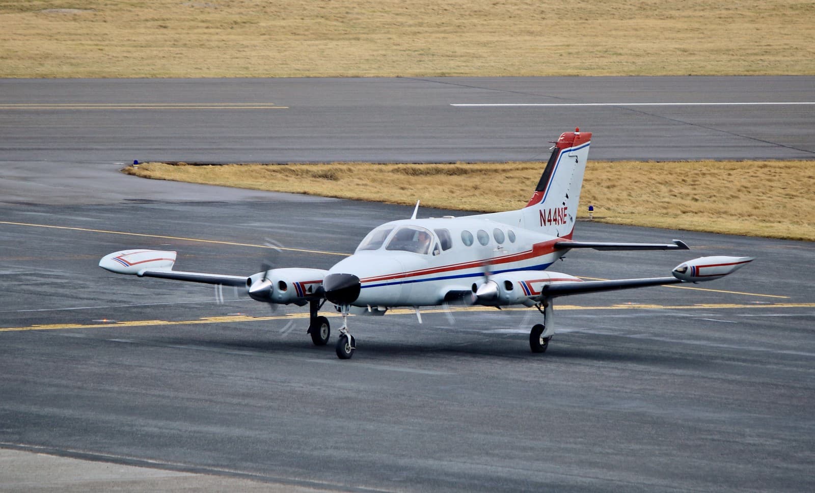 N44NE - Cessna