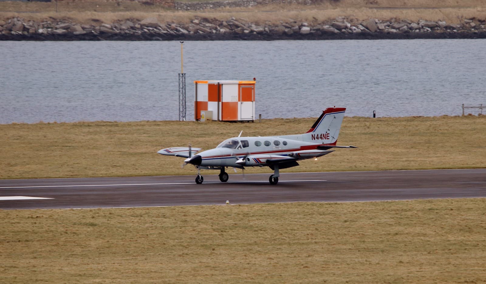 N44NE - Cessna